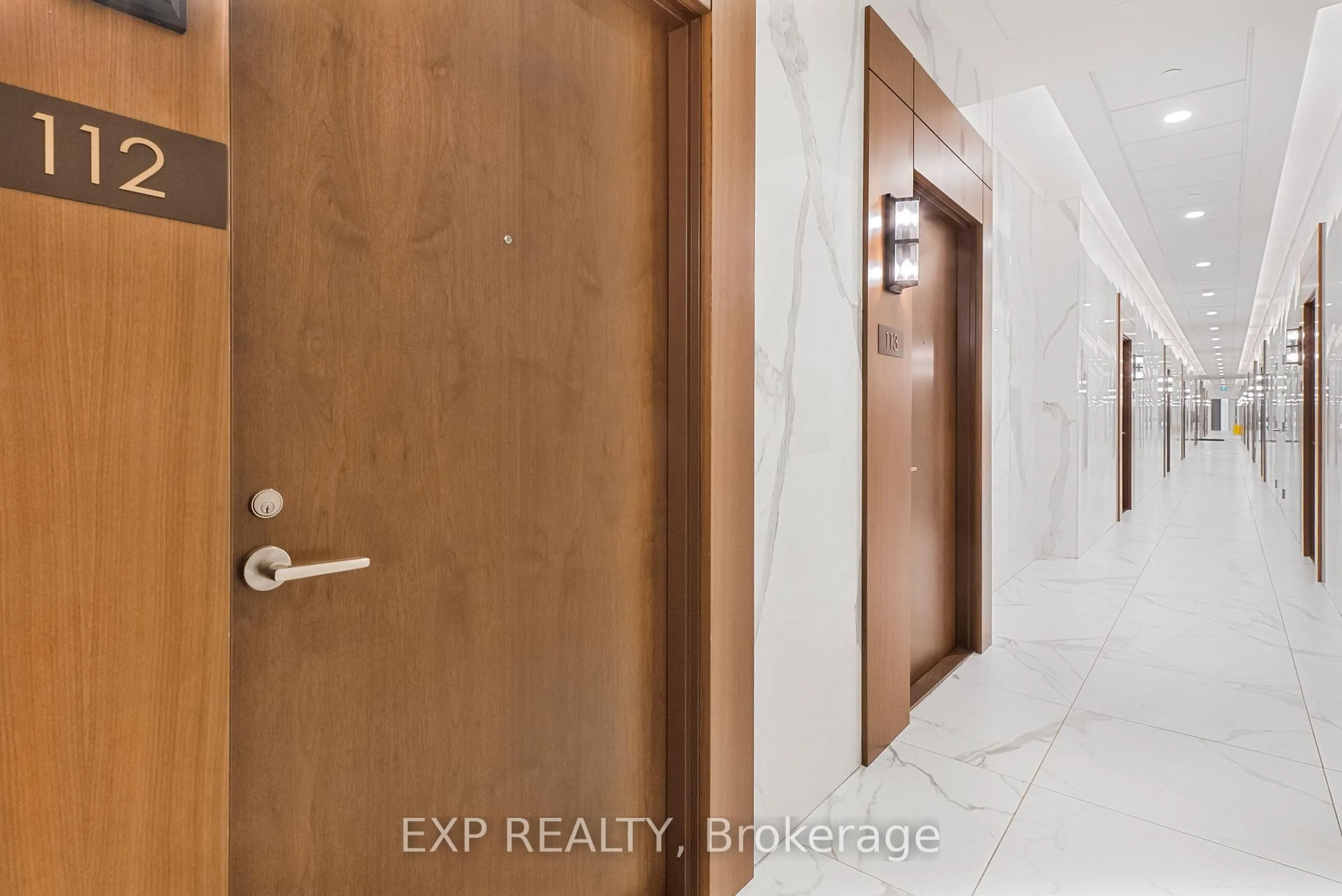 Indoor entryway for 1050 Main St #112, Milton Ontario L9T 9M3