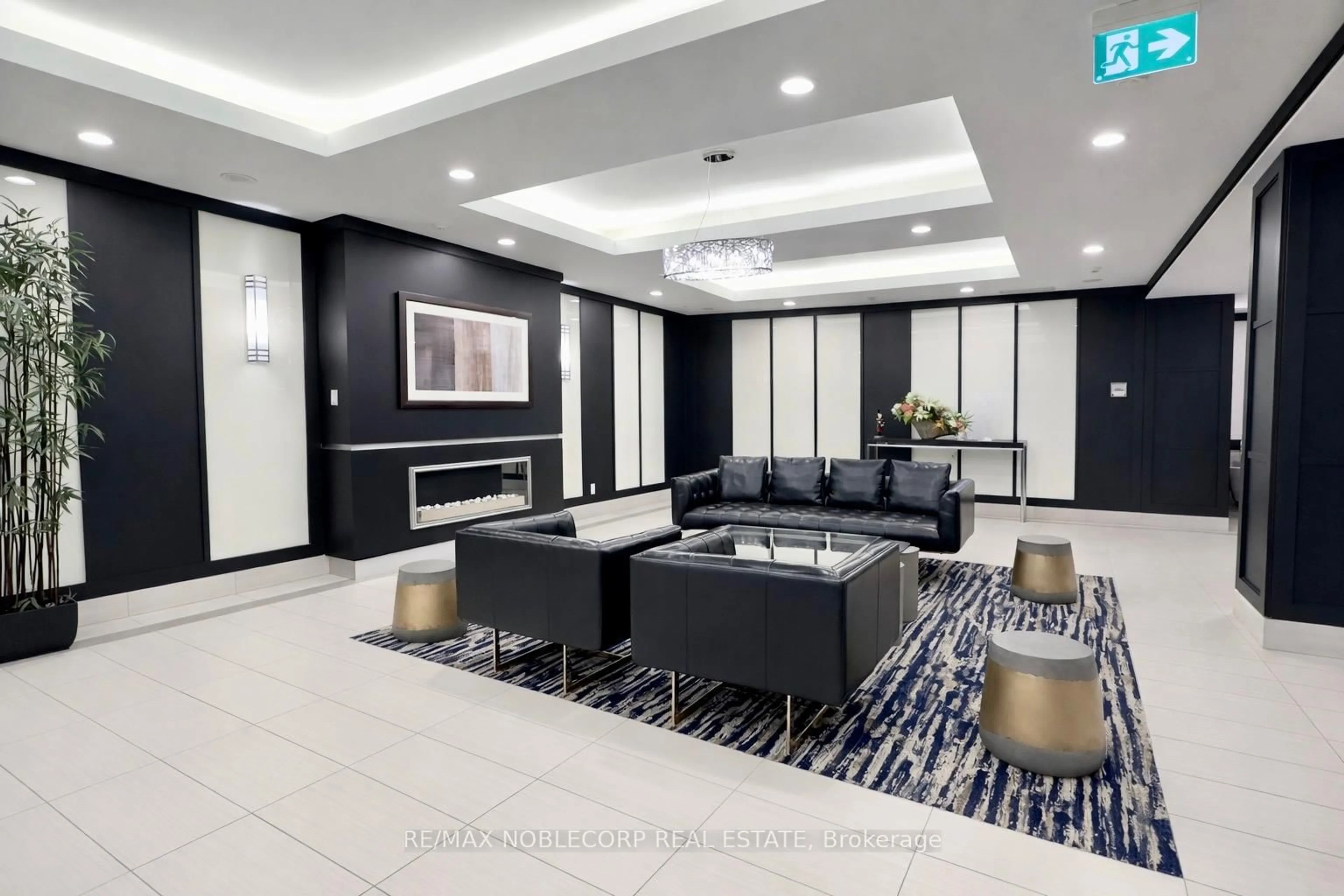 Lobby for 55 De Boers Dr #506, Toronto Ontario M3J 0G5