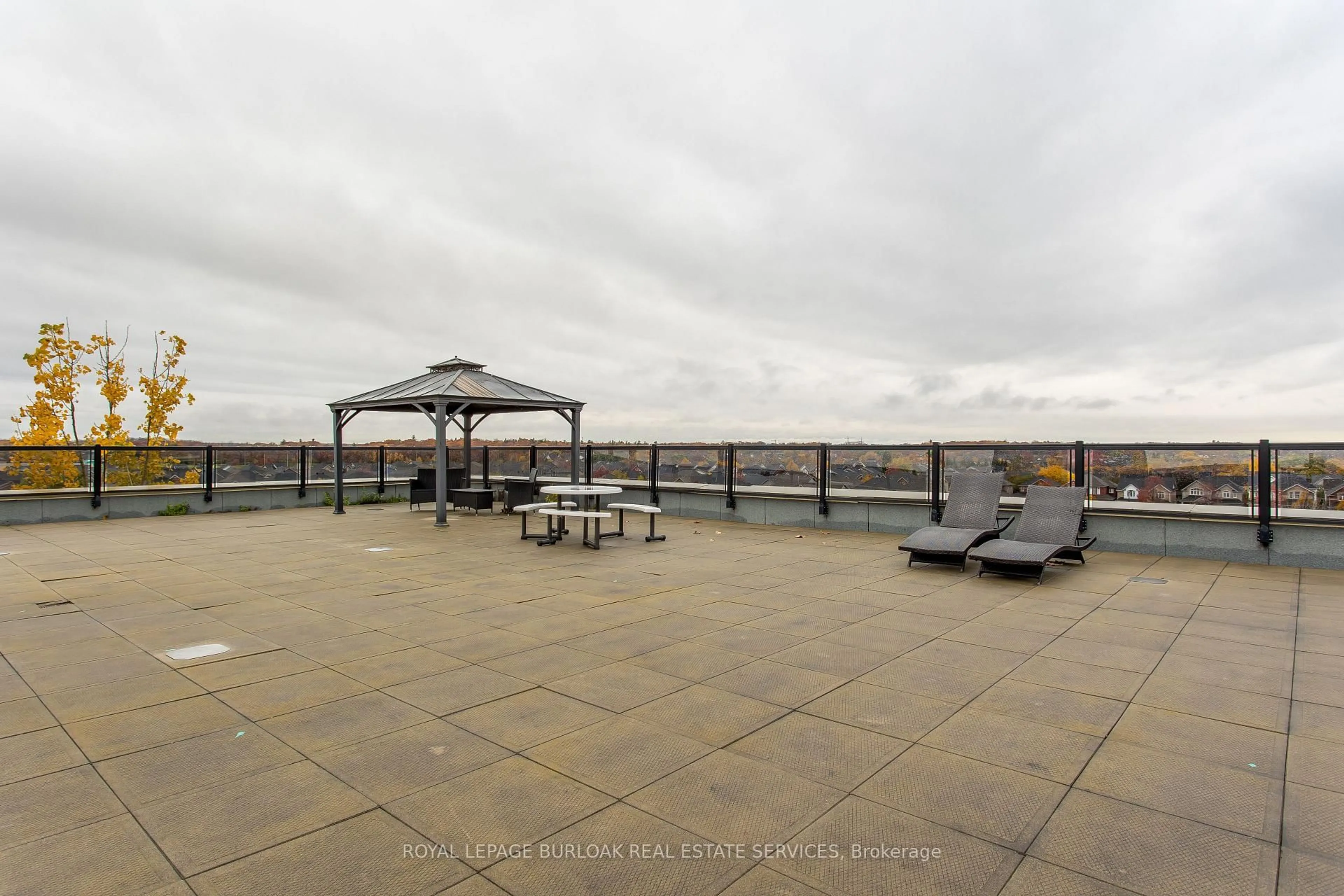 Patio, water/lake/river/ocean view for 5327 Upper Middle Rd #205, Burlington Ontario L7L 0E9