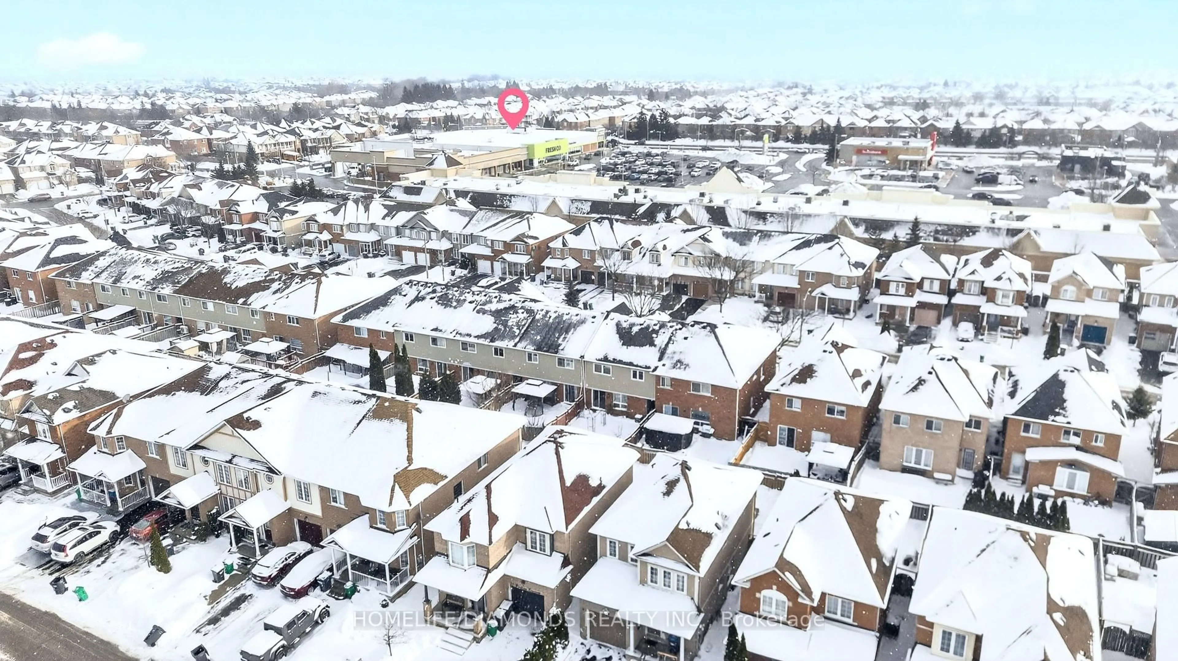 A pic from outside/outdoor area/front of a property/back of a property/a pic from drone, street for 36 Pauline Cres, Brampton Ontario L7A 2V6