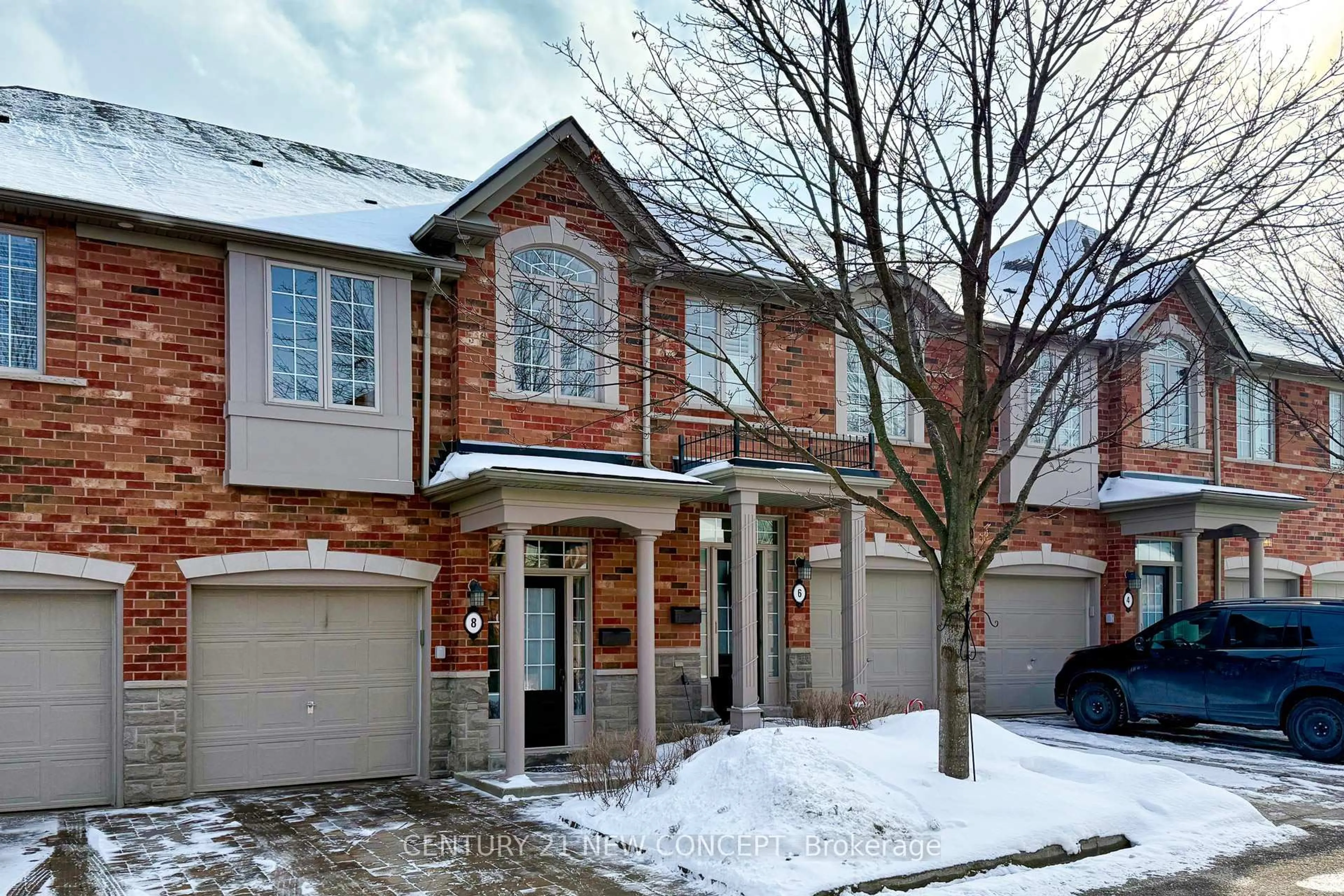 Home with brick exterior material, street for 2401 Fifth Line #8, Mississauga Ontario L5K 1V9