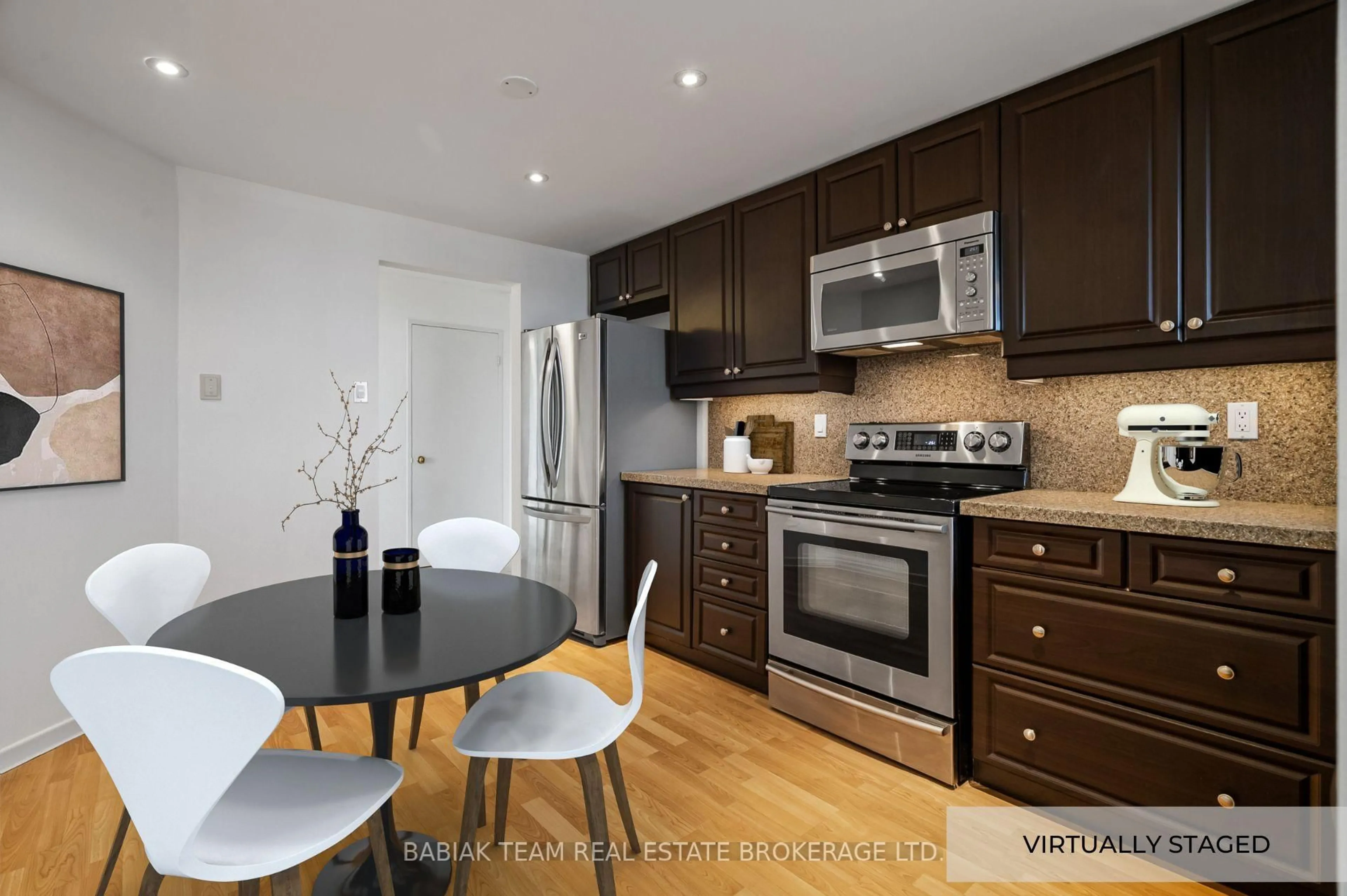 Unknown for 1300 Islington Ave #1601, Toronto Ontario M9A 5C4