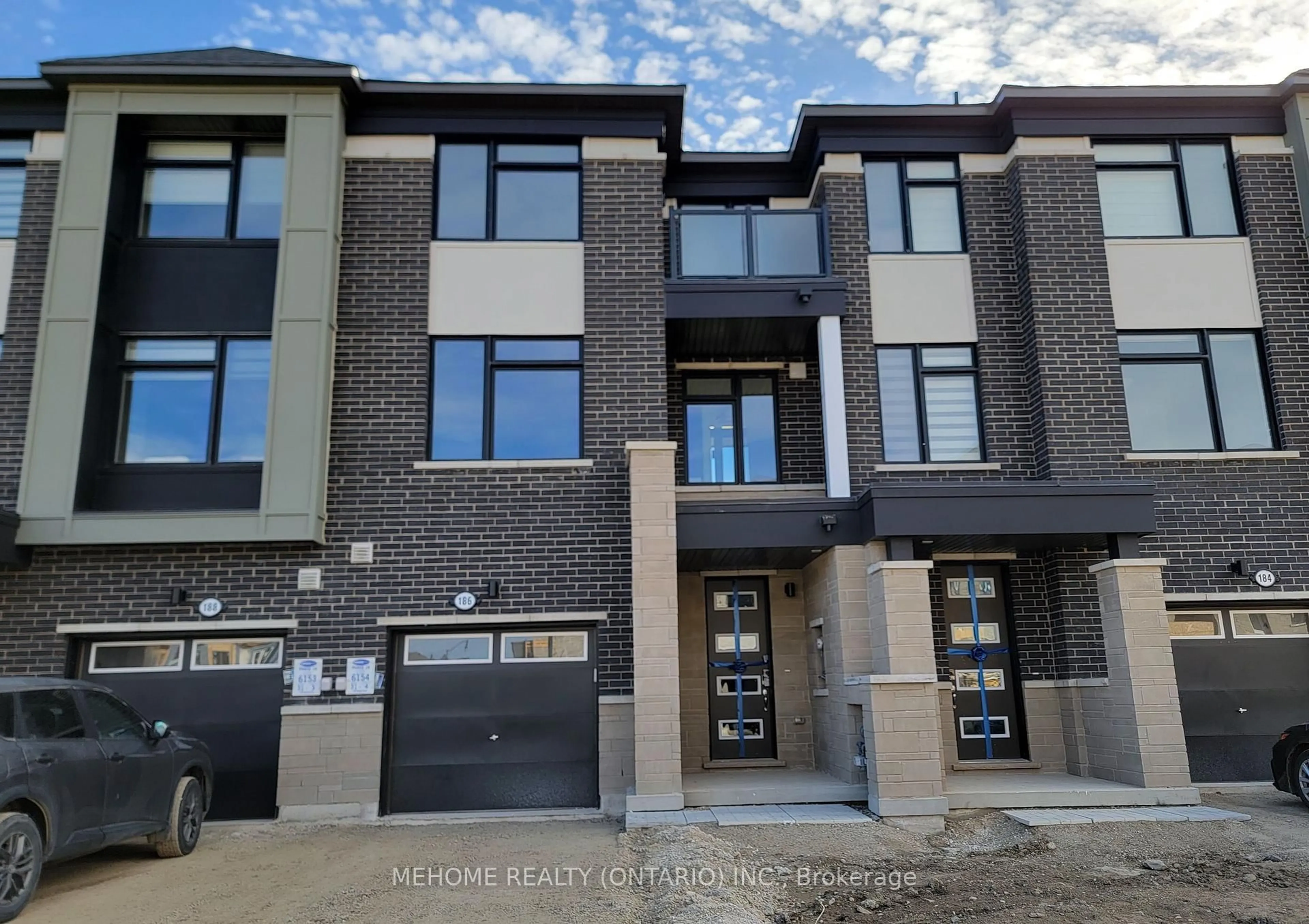 Home with brick exterior material, street for 186 Keppel Circ, Brampton Ontario L7A 0B6