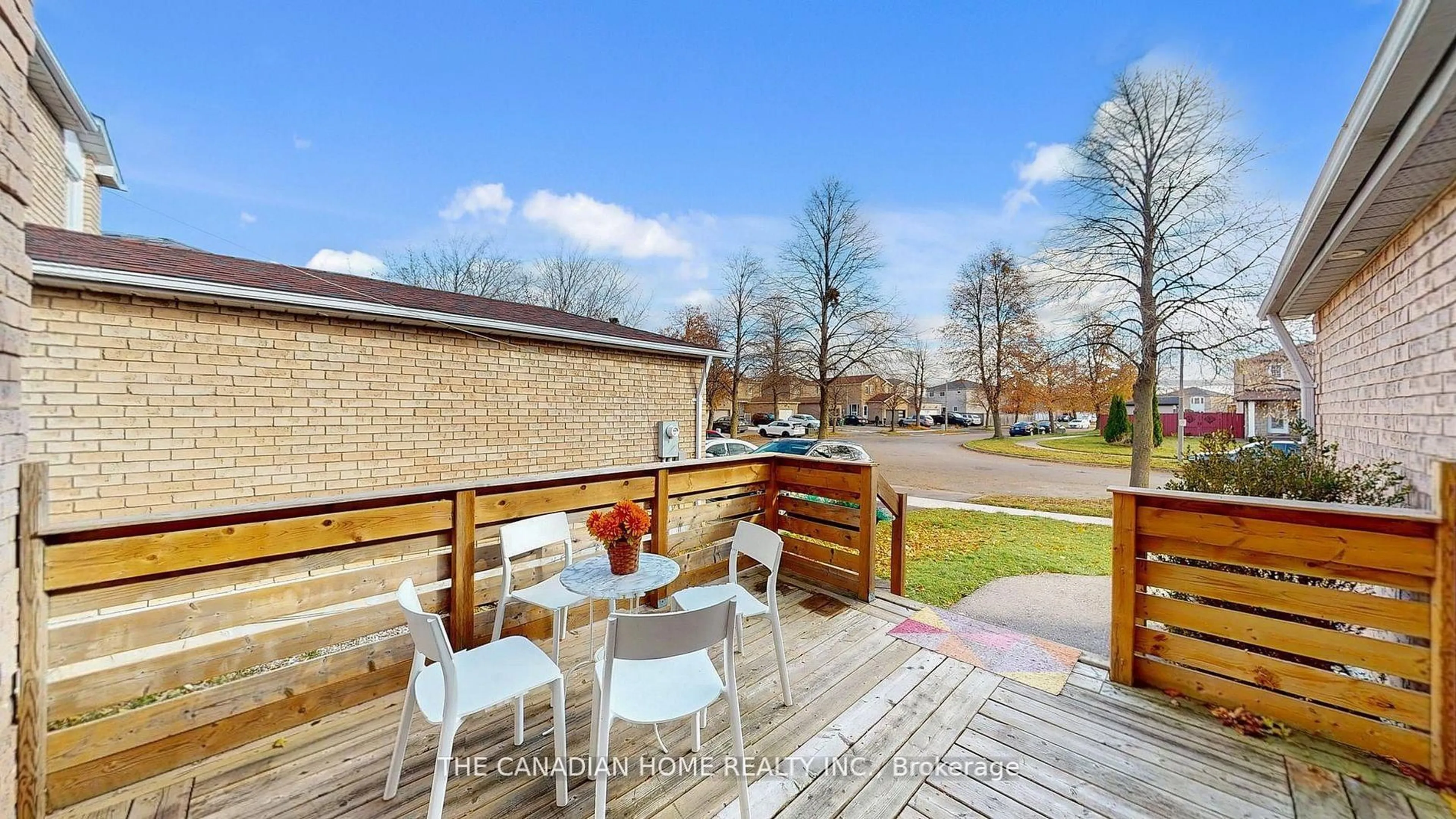 Patio, street for 226 Ecclestone Dr, Brampton Ontario L6X 3P9