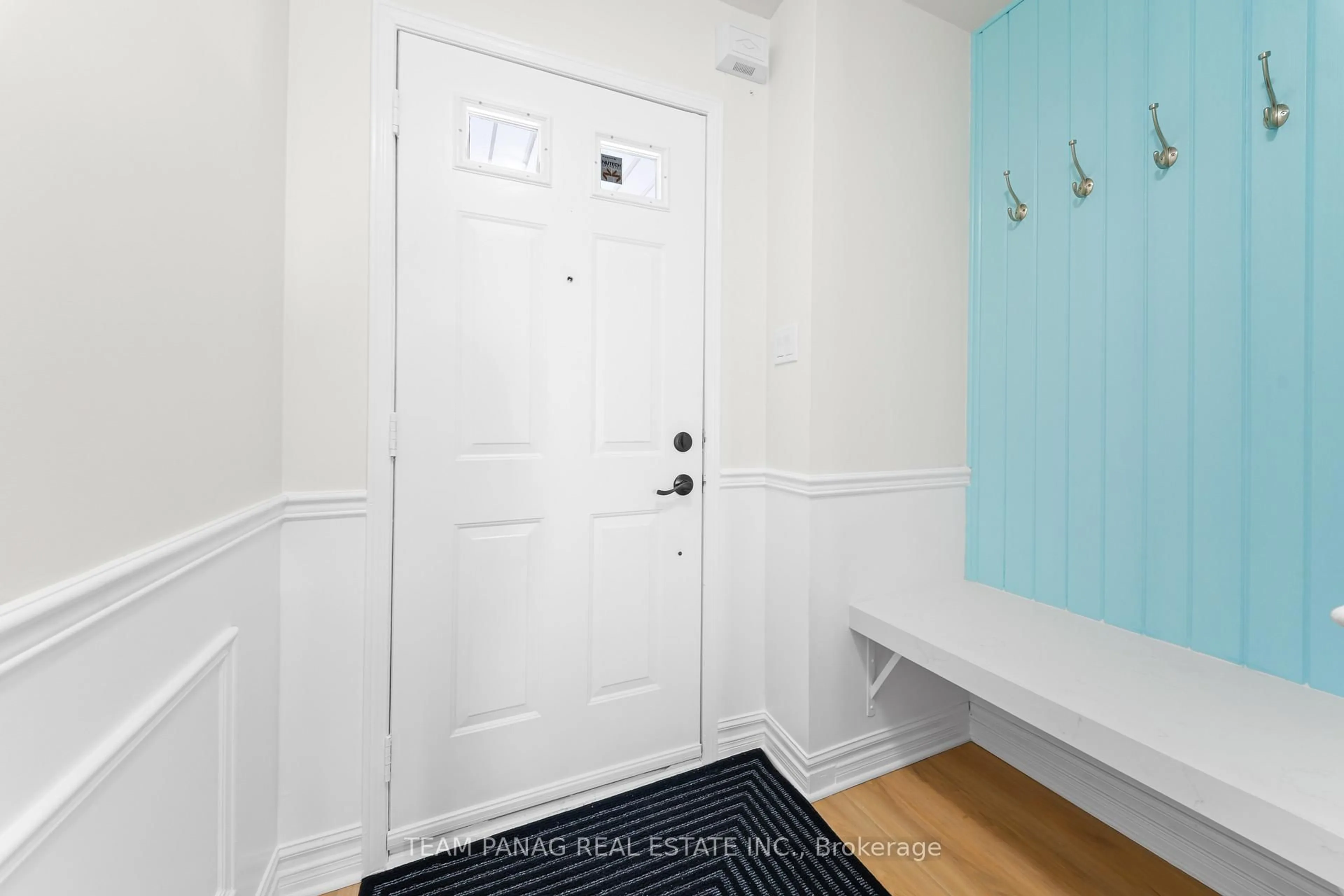 Indoor entryway for 71 Tiller Tr, Brampton Ontario L6X 4S6