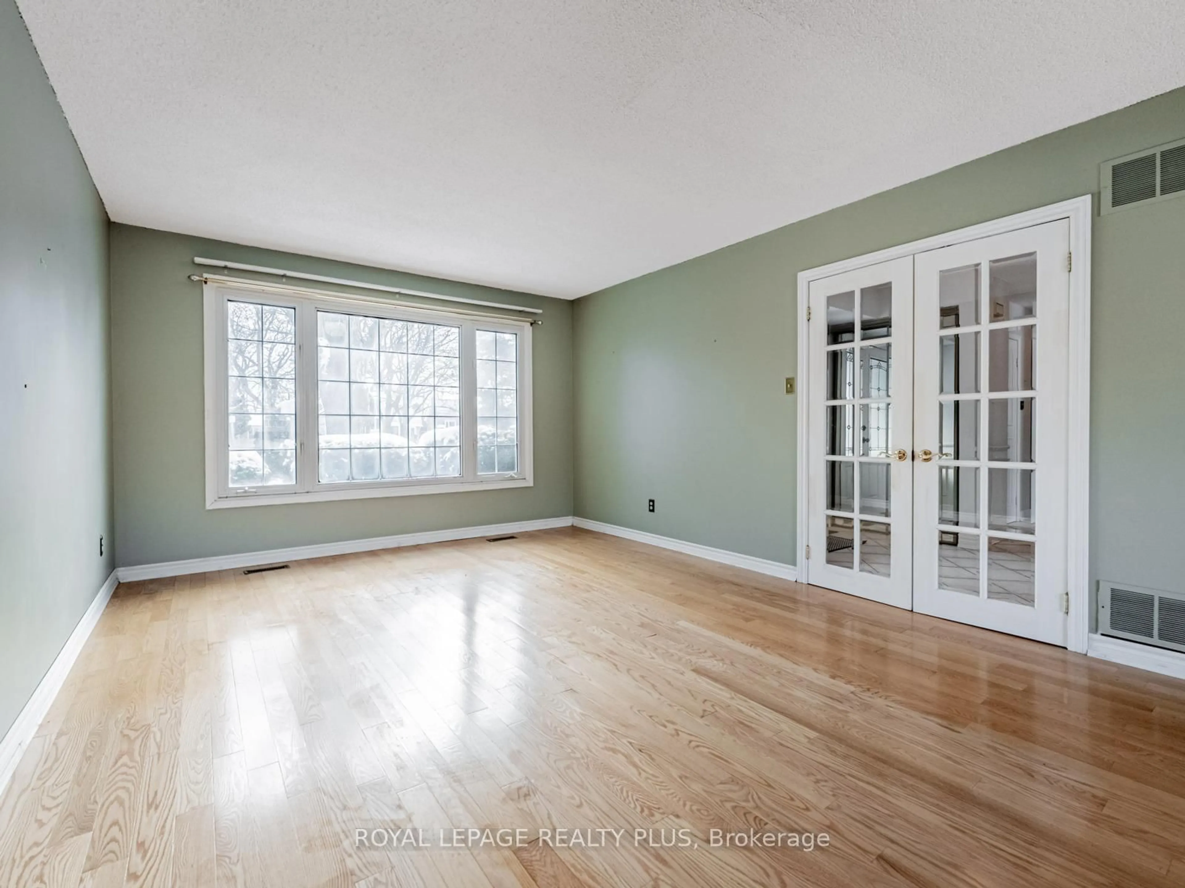 A pic of a room for 2923 Quetta Mews, Mississauga Ontario L5N 1Z6