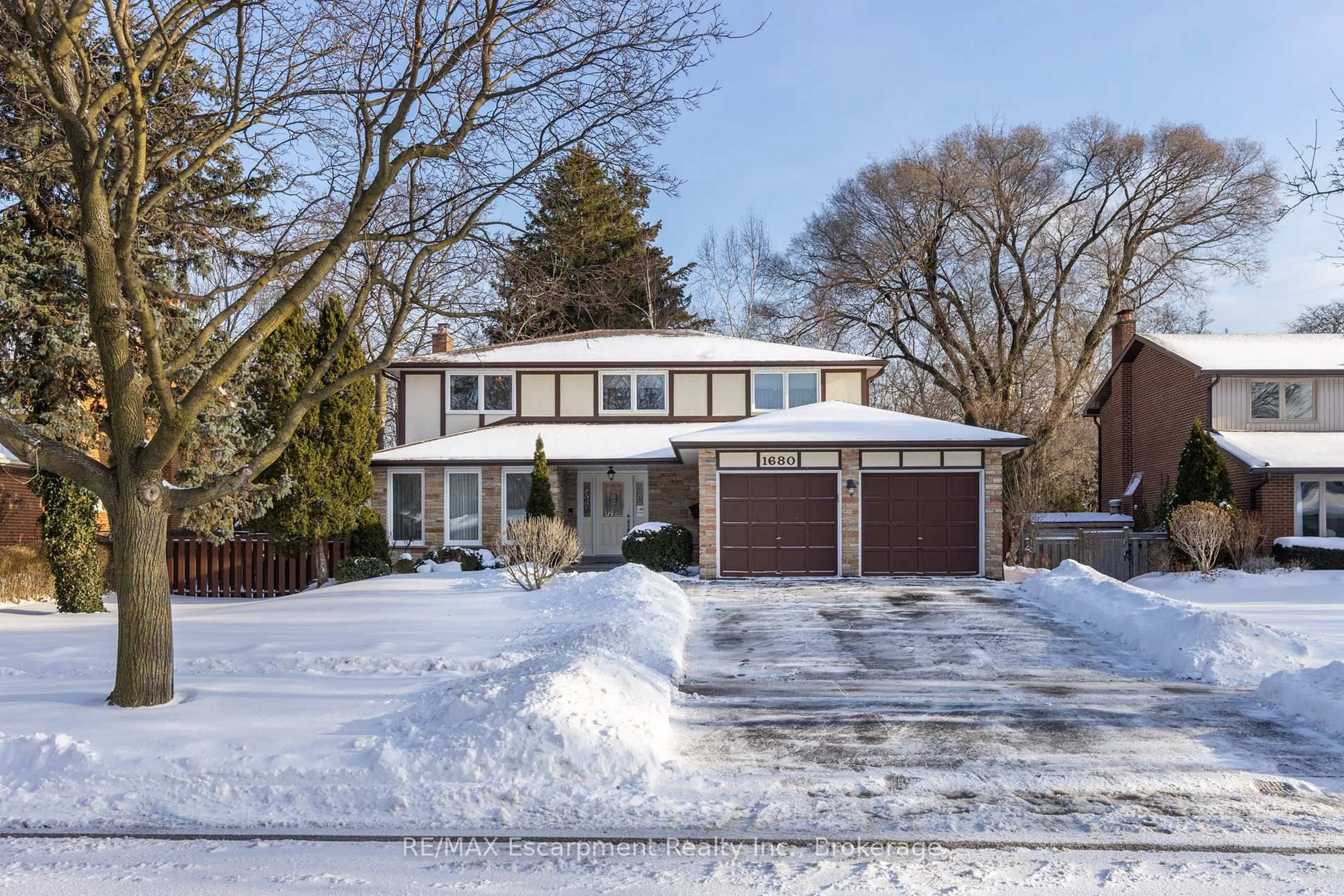 Unknown for 1680 HOWAT Cres, Mississauga Ontario L5J 4G5