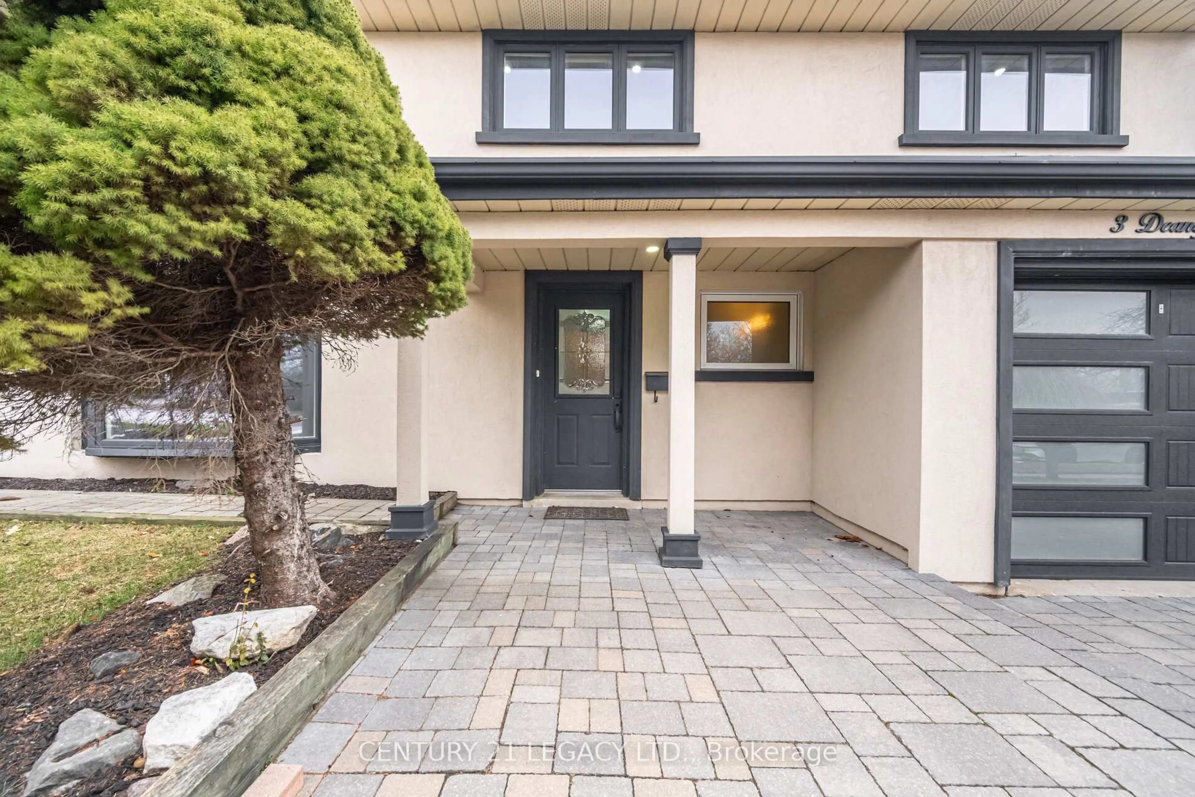 Unknown for 3 Deanefield Cres, Toronto Ontario M9B 3B2