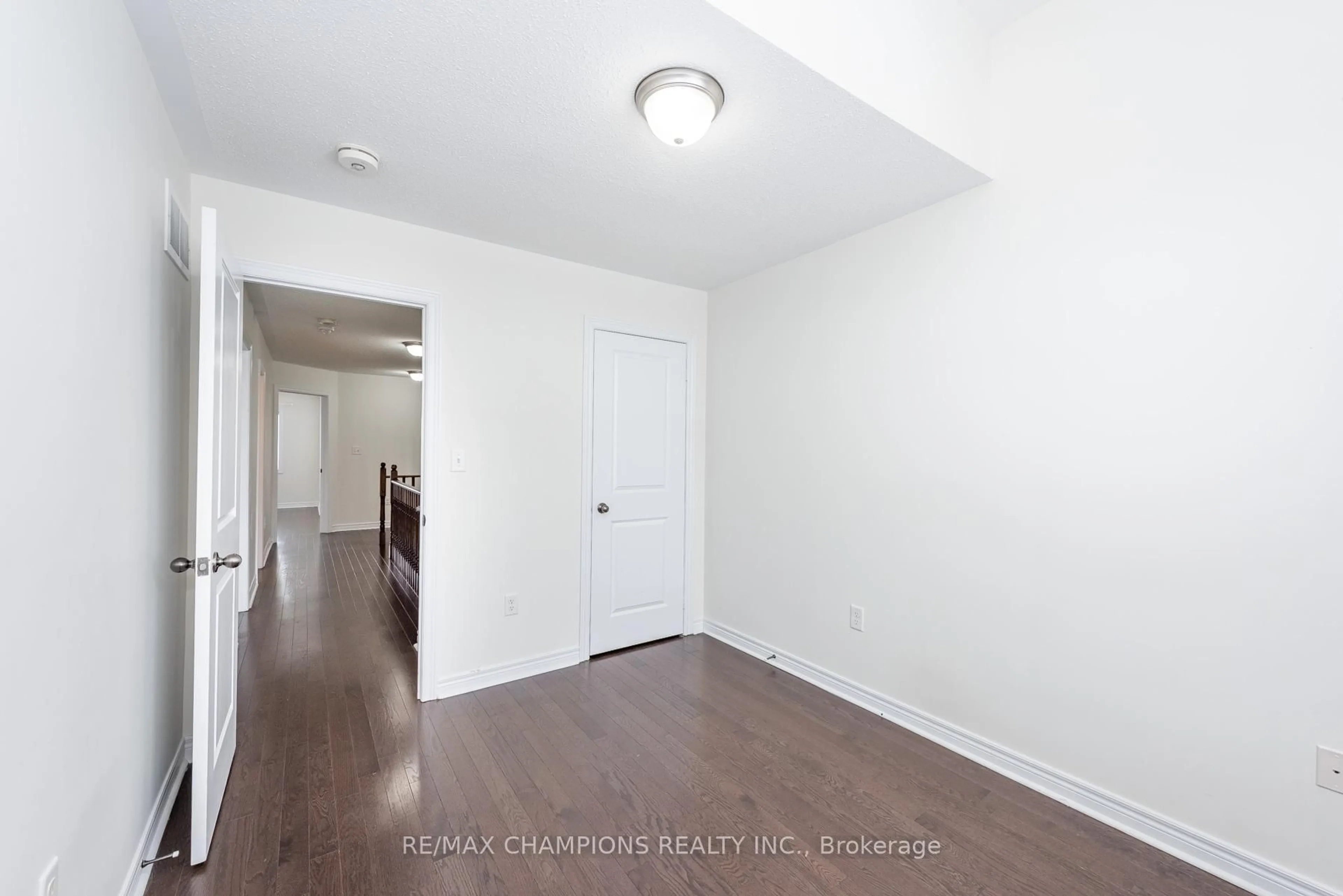 A pic of a room for 64 Pennycross Cres, Brampton Ontario L7A 4M1