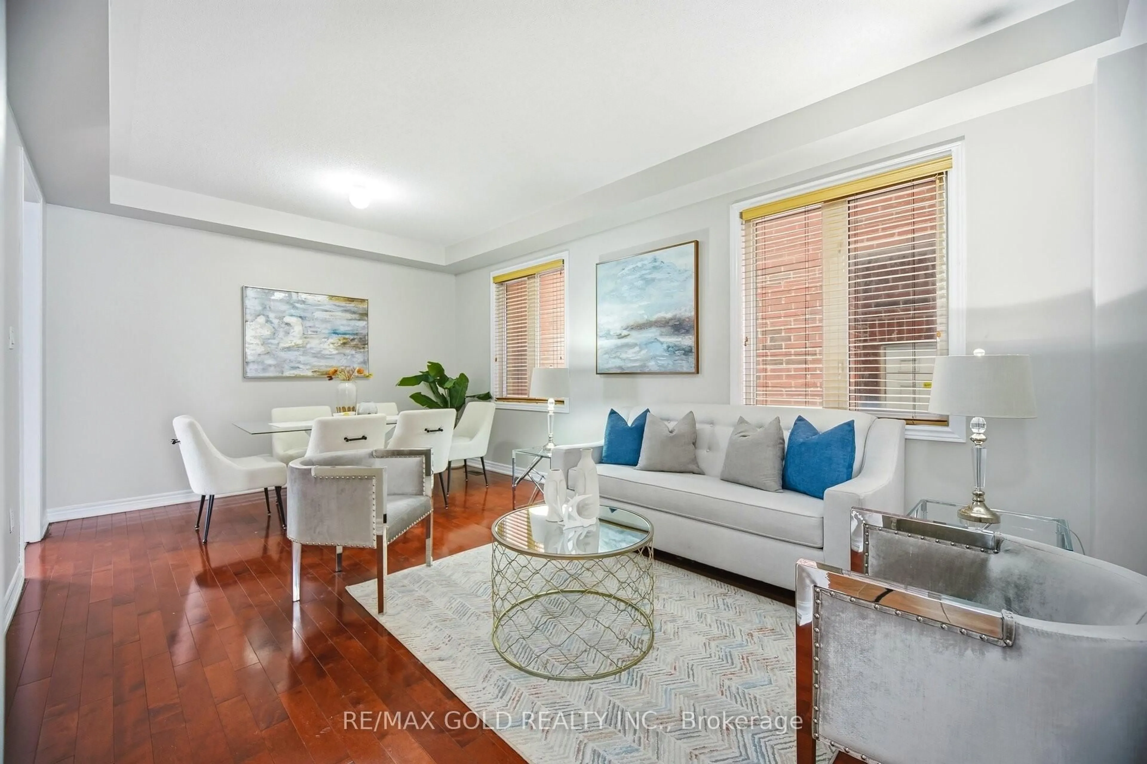 Living room with furniture, unknown for 27 Drummondville Dr, Brampton Ontario L6P 3S5