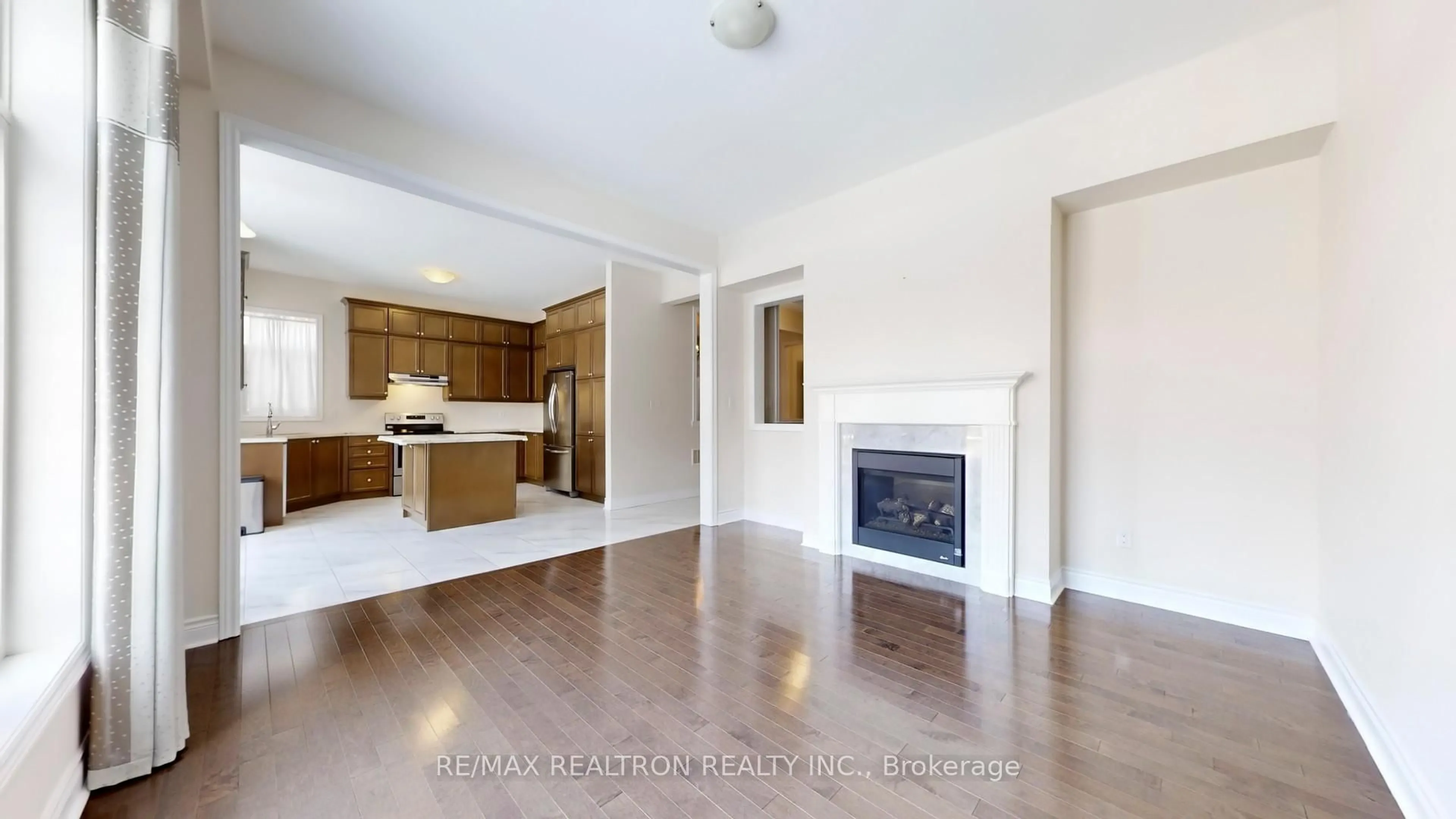 Unknown for 19 Monarch Dr, Halton Hills Ontario L7G 0H9