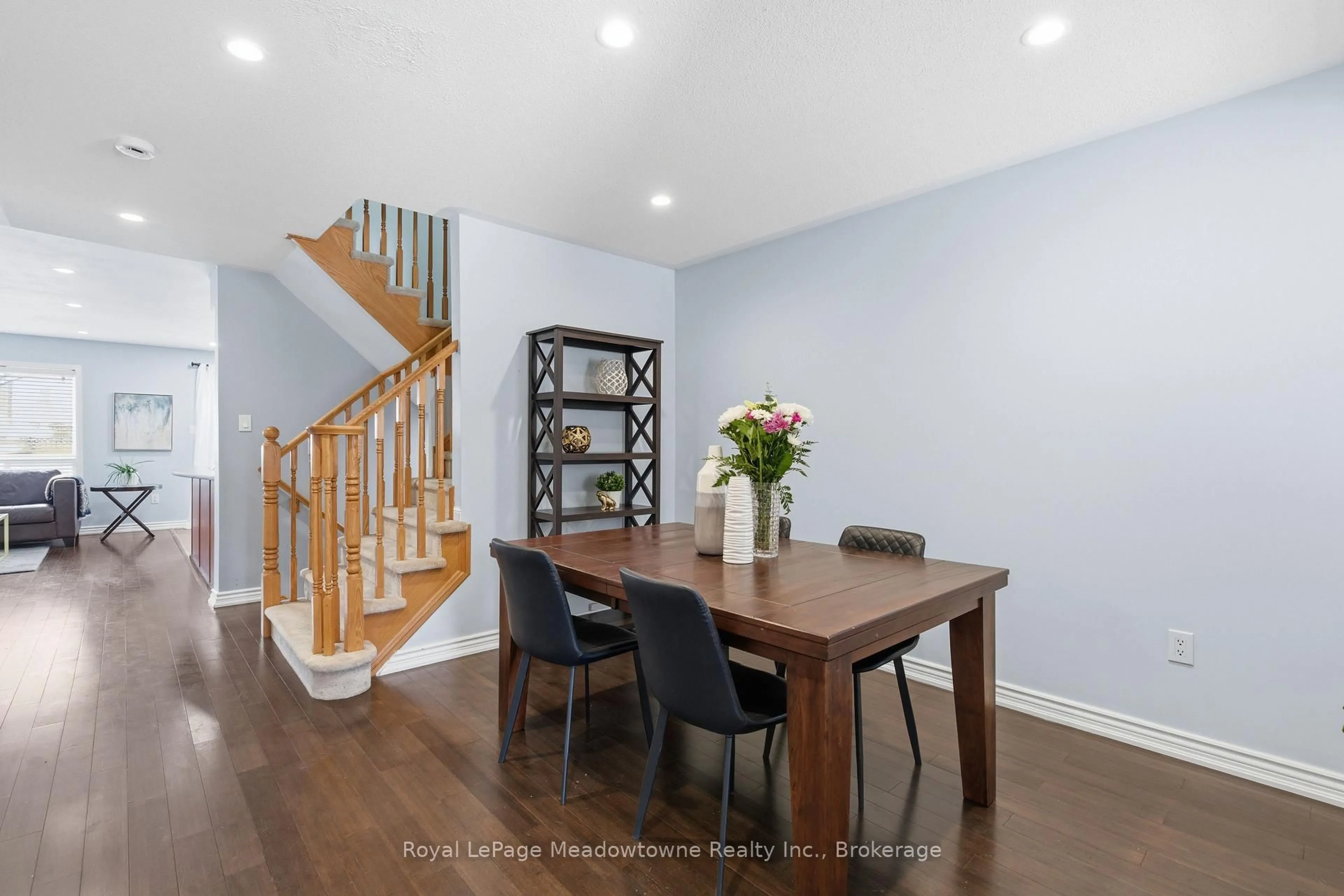 Dining room, wood/laminate floor for 851 GIFFORD Cres, Milton Ontario L9T 0L2