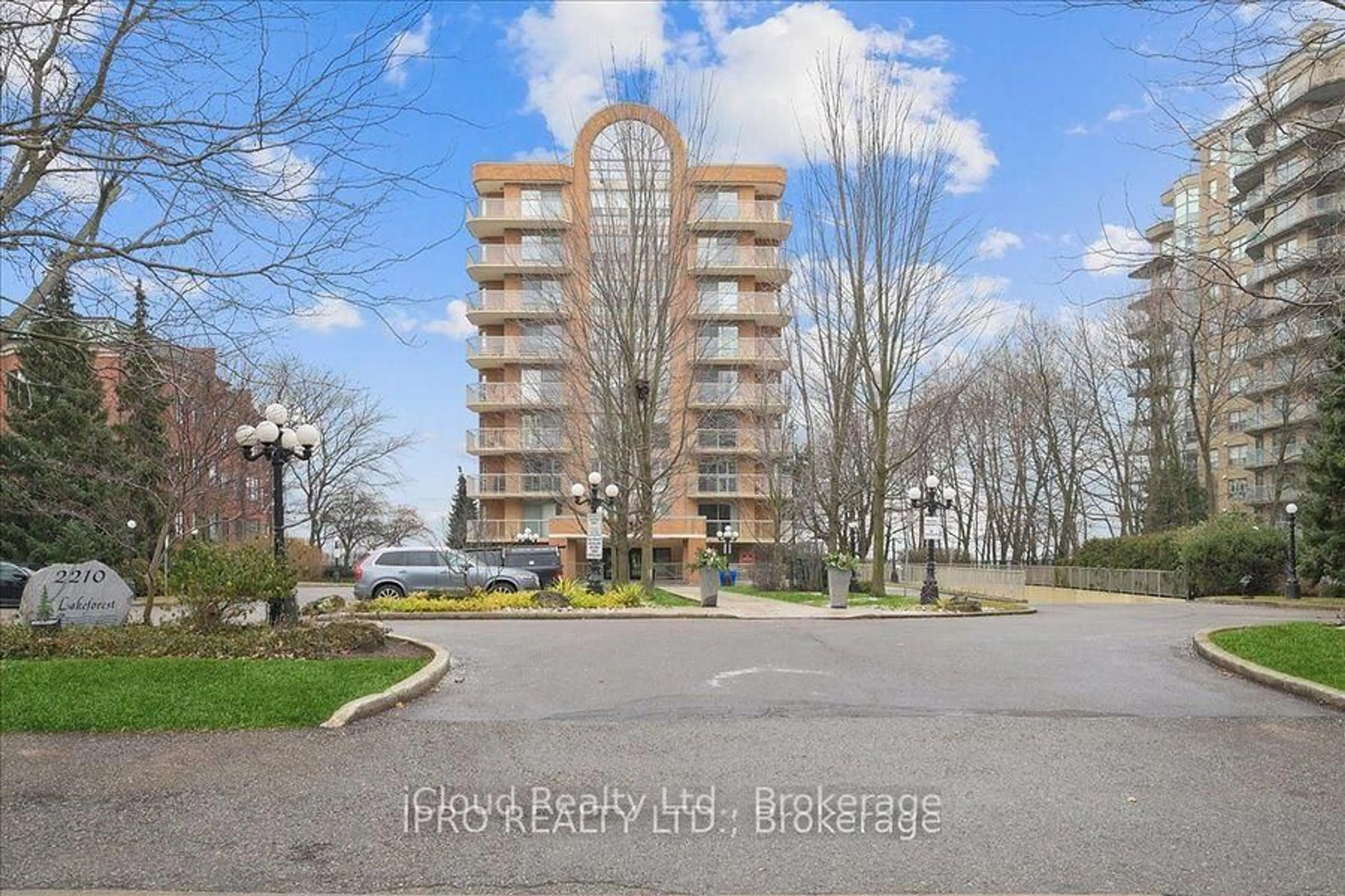 Unknown for 2210 Lakeshore Rd #805, Burlington Ontario L7R 4J9
