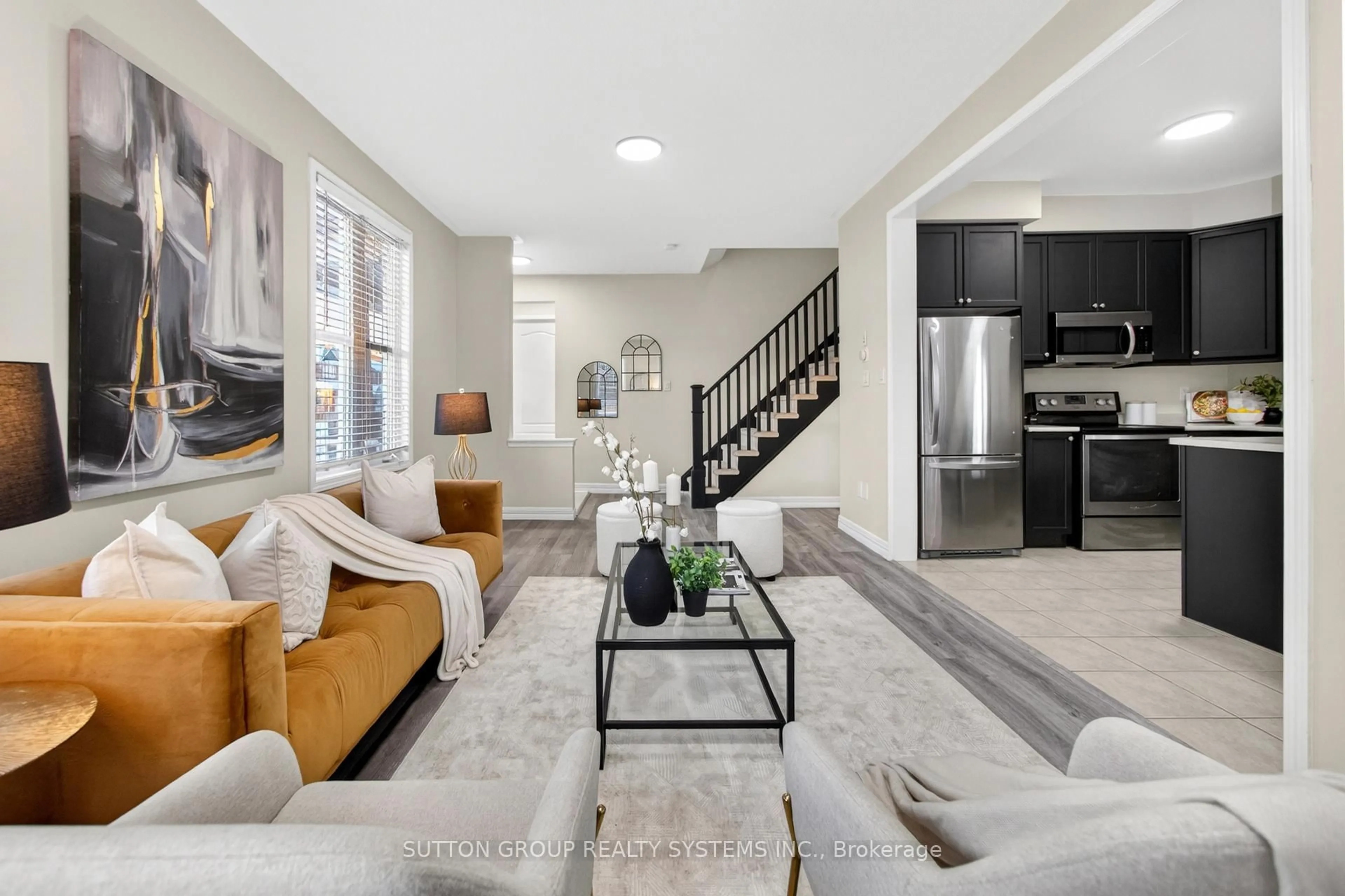 Living room with furniture, unknown for 1030 Savoline Blvd, Milton Ontario L9T 8P3