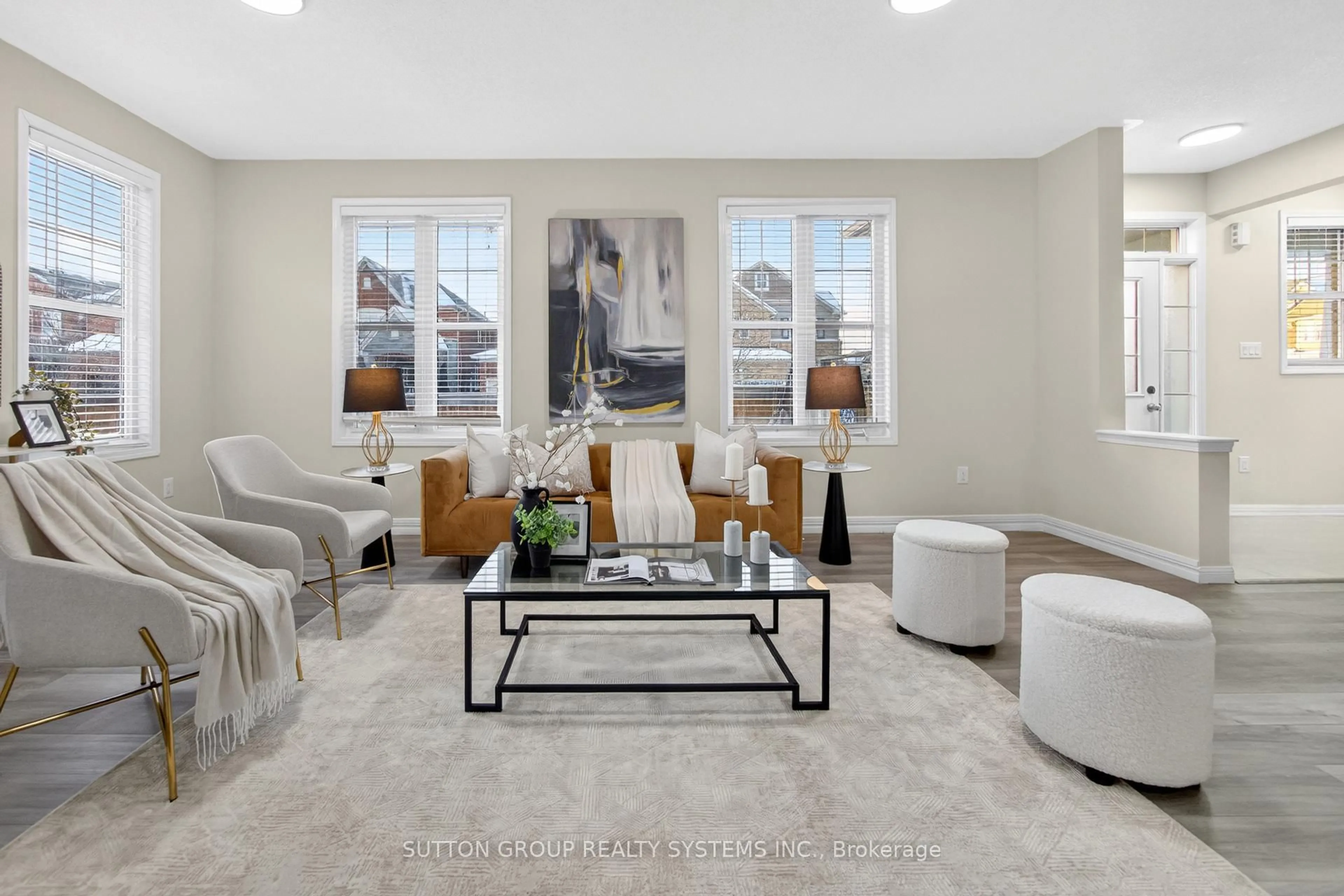 Living room with furniture, unknown for 1030 Savoline Blvd, Milton Ontario L9T 8P3