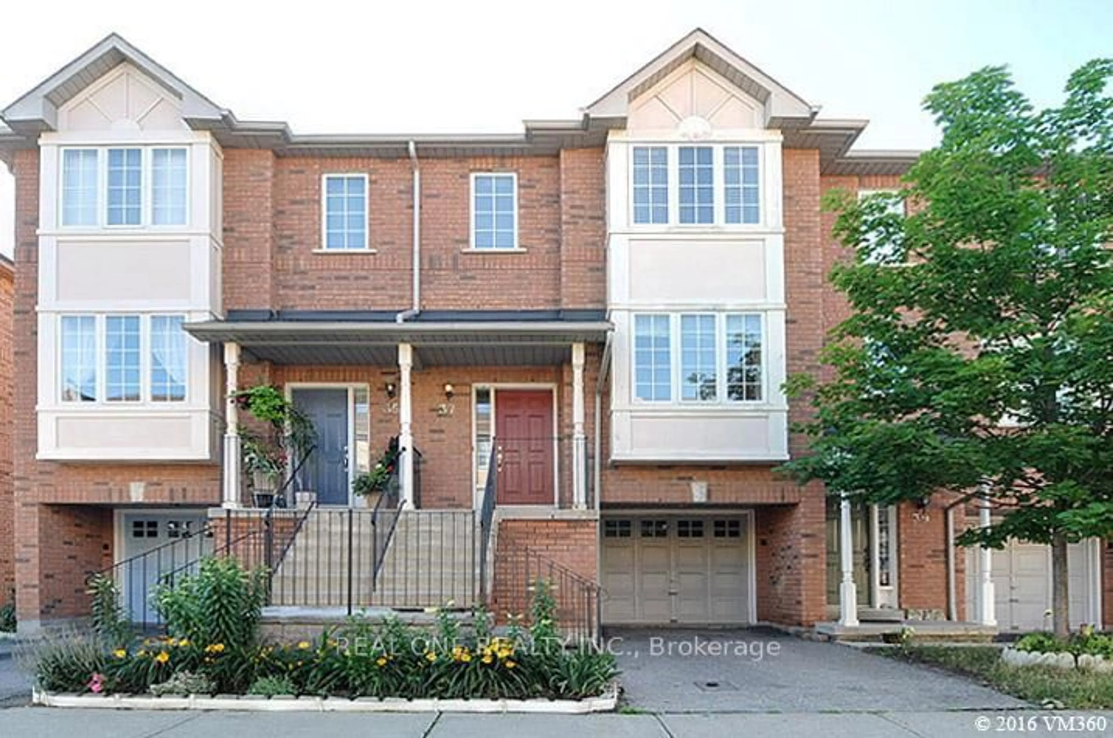 Home with brick exterior material, street for 80 Acorn Pl #37, Mississauga Ontario L4Z 3S7