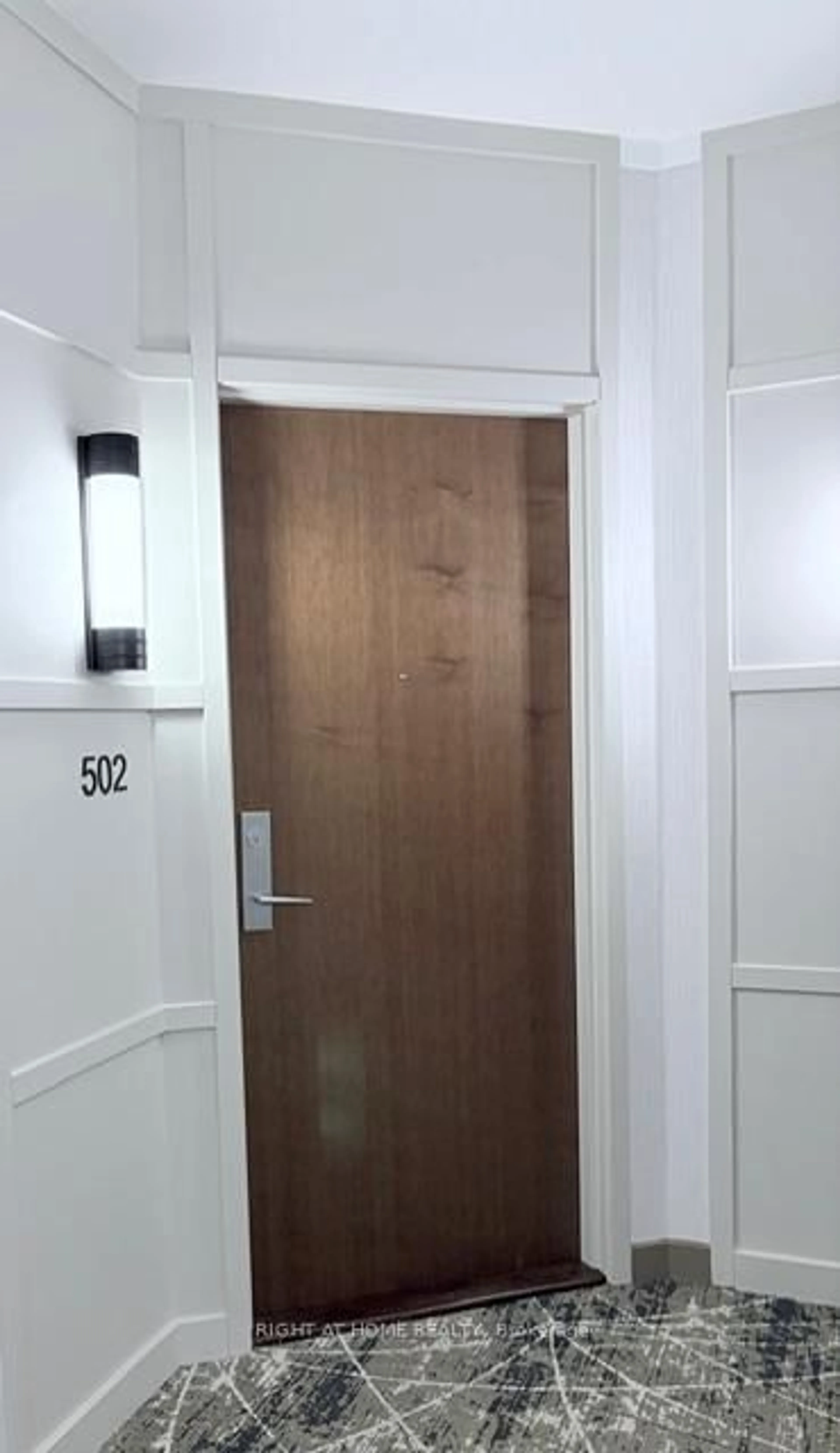 Unknown for 1055 Southdown Rd #502, Mississauga Ontario L5J 0A3