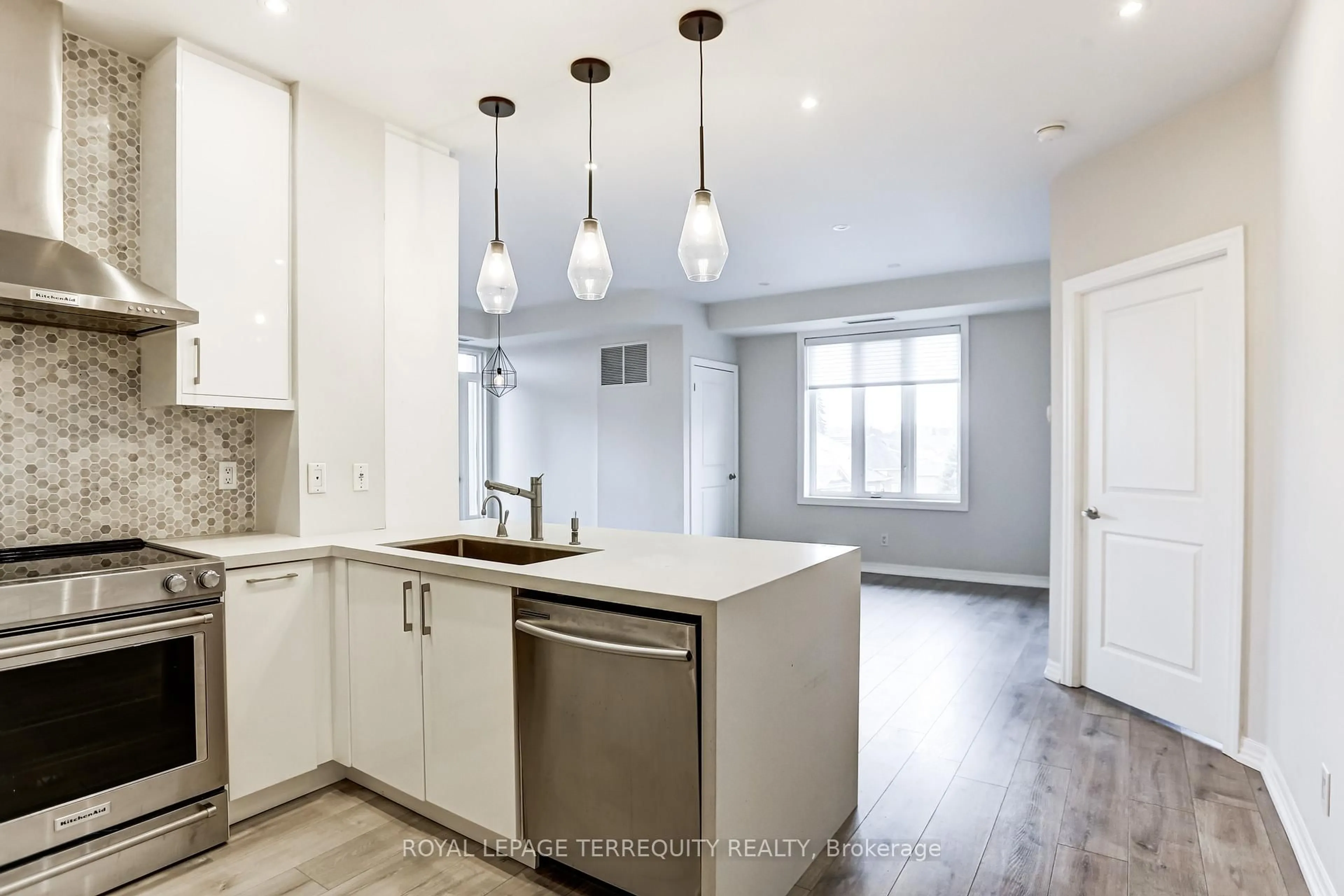 Open concept kitchen, unknown for 245 Dalesford Rd #422, Toronto Ontario M8Y 4H7