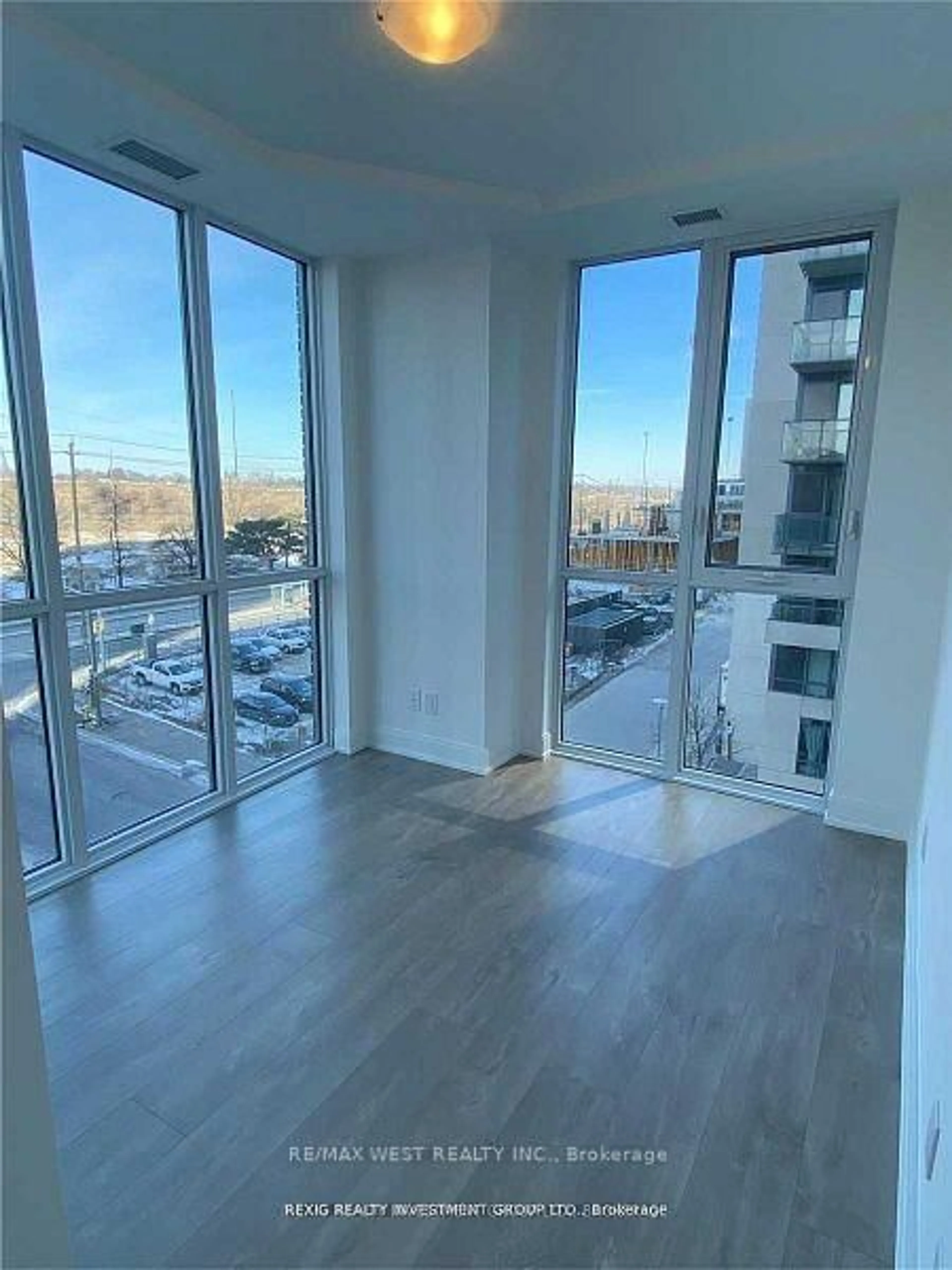 A pic of a room for 70 Annie Craig Dr #404, Toronto Ontario M8V 0G2