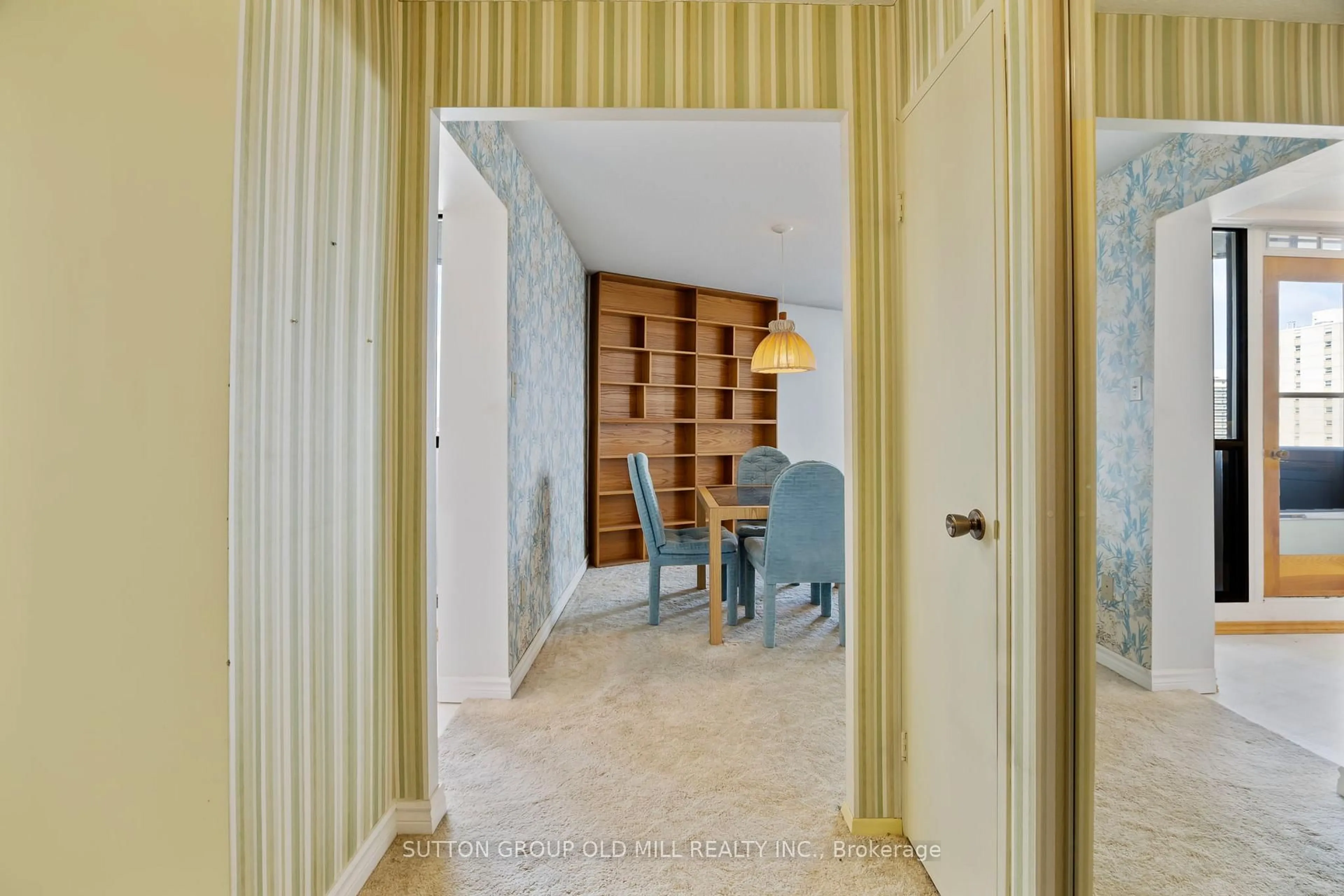 Unknown for 284 Mill Rd #PH2, Toronto Ontario M9C 4W6