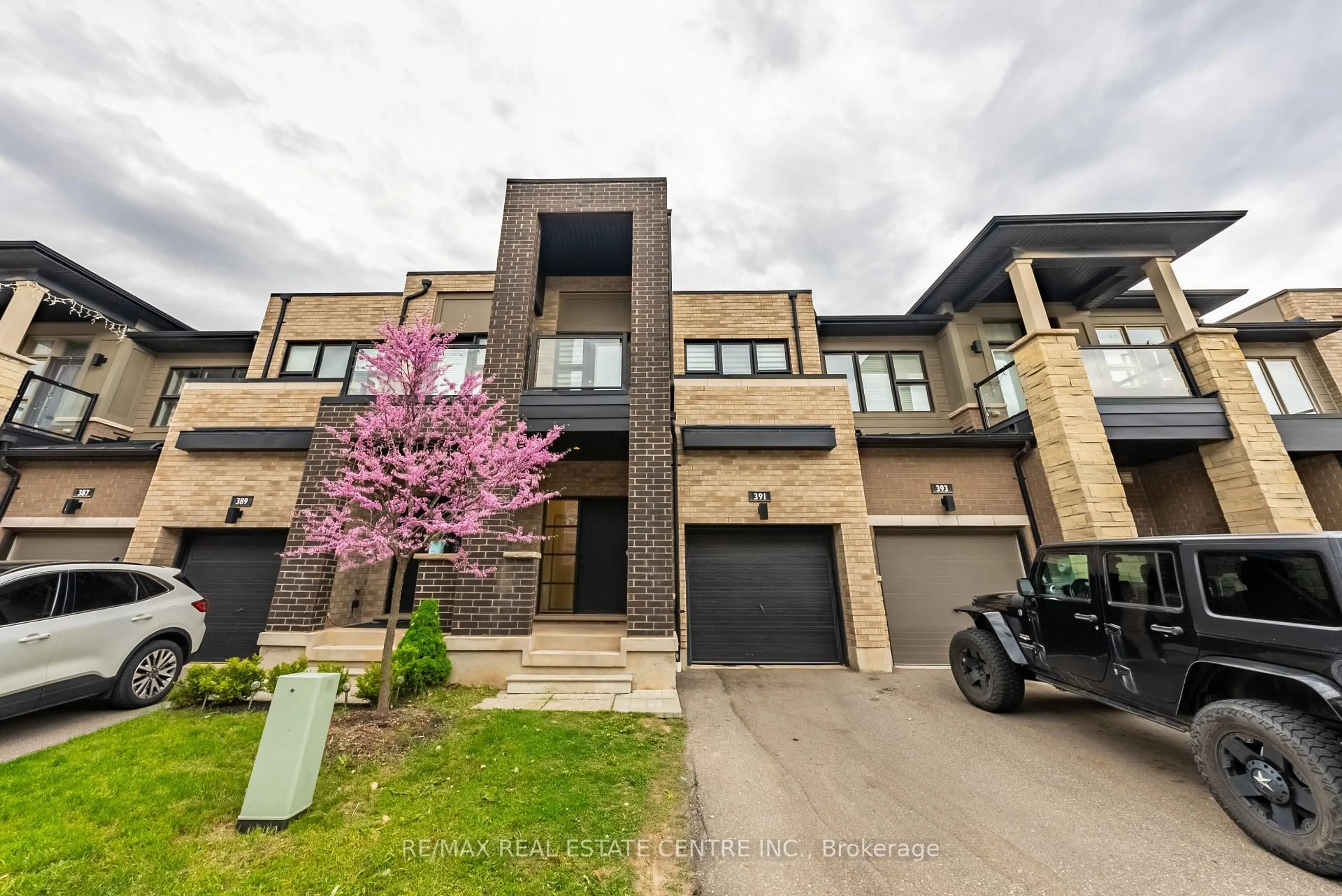 Unknown for 391 Athabasca Common, Oakville Ontario L6H 0R5