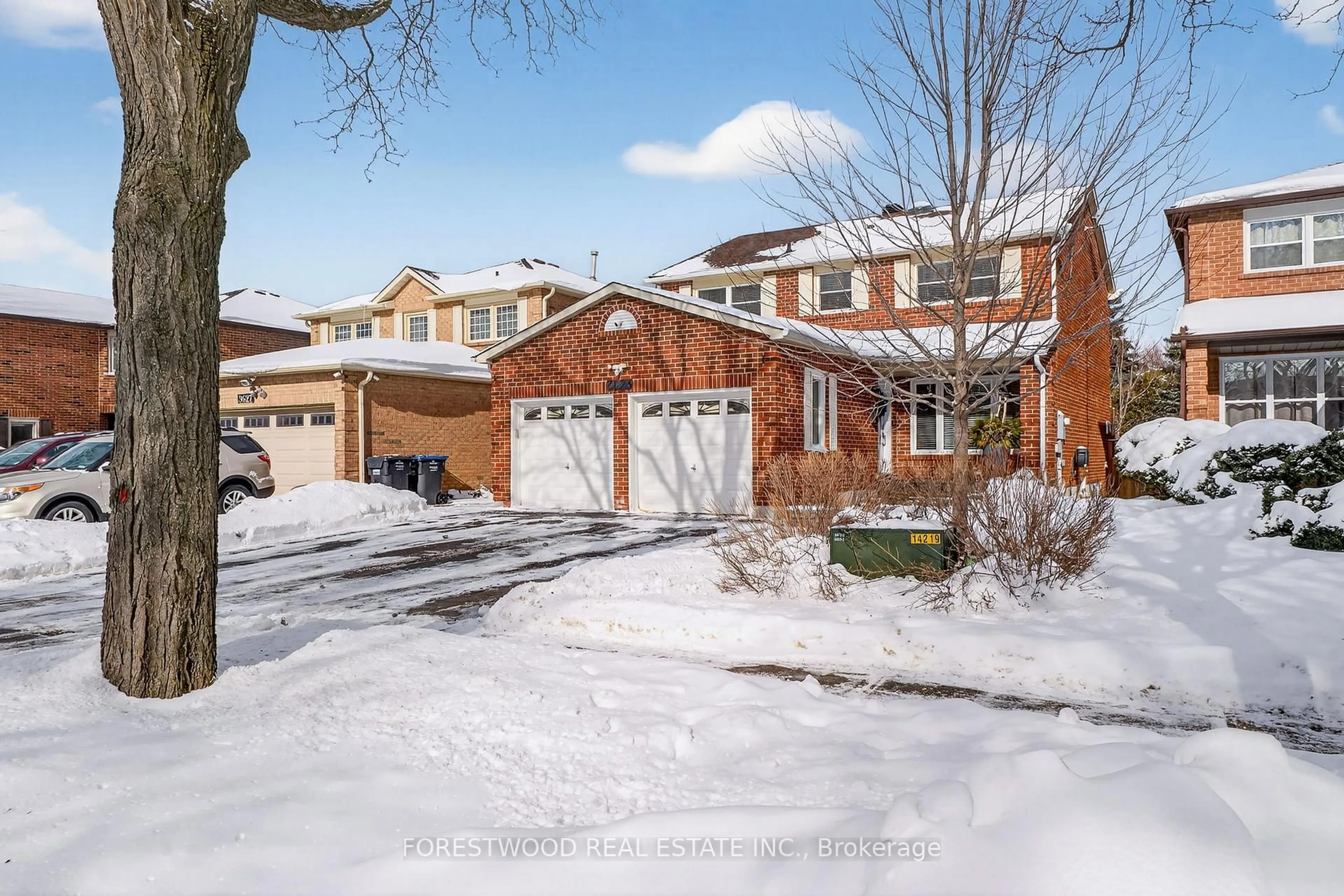 Home with brick exterior material, street for 3623 Kelso Cres, Mississauga Ontario L5L 4R9
