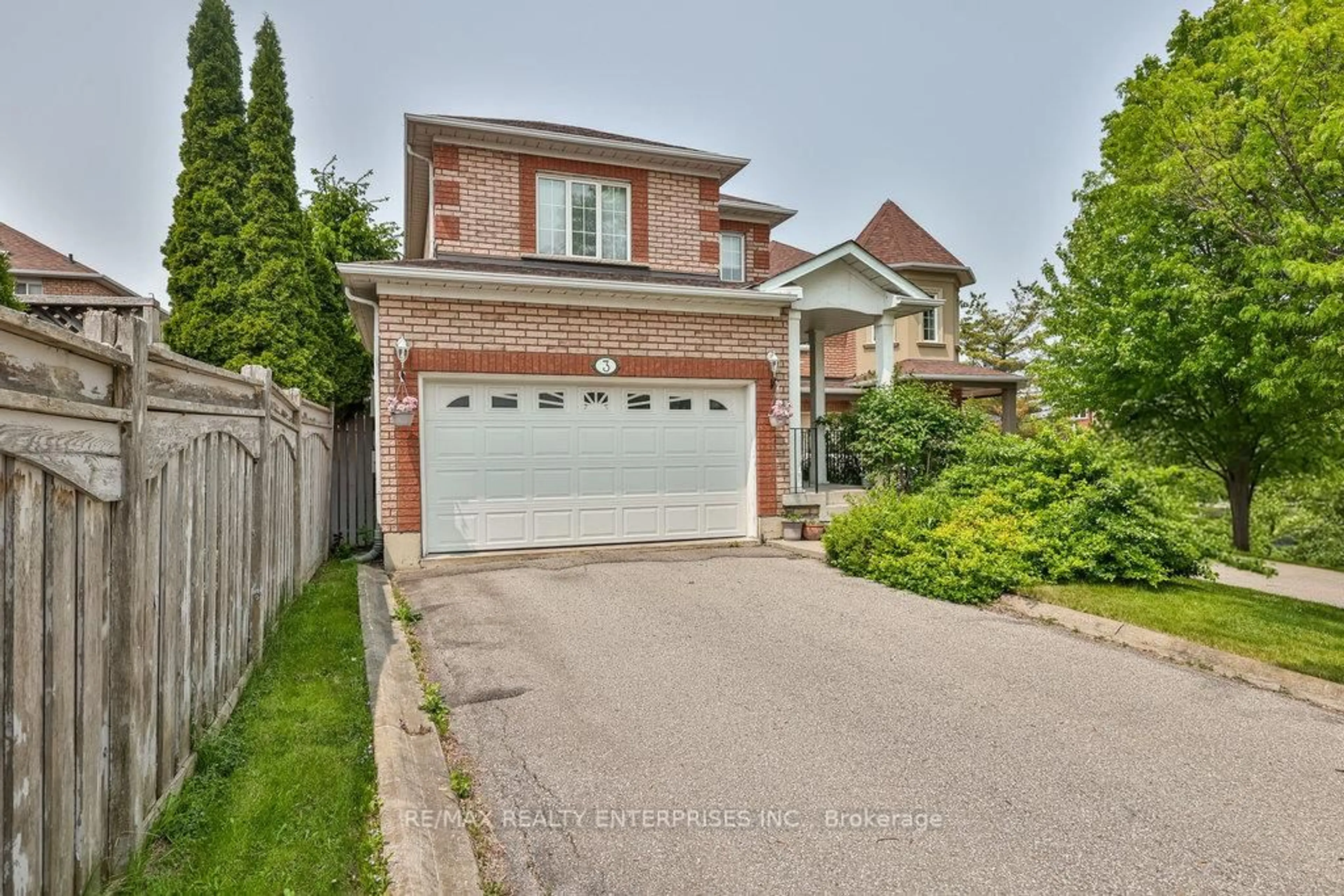 Home with brick exterior material, street for 3 Jack Kenny Crt, Caledon Ontario L7E 2M5