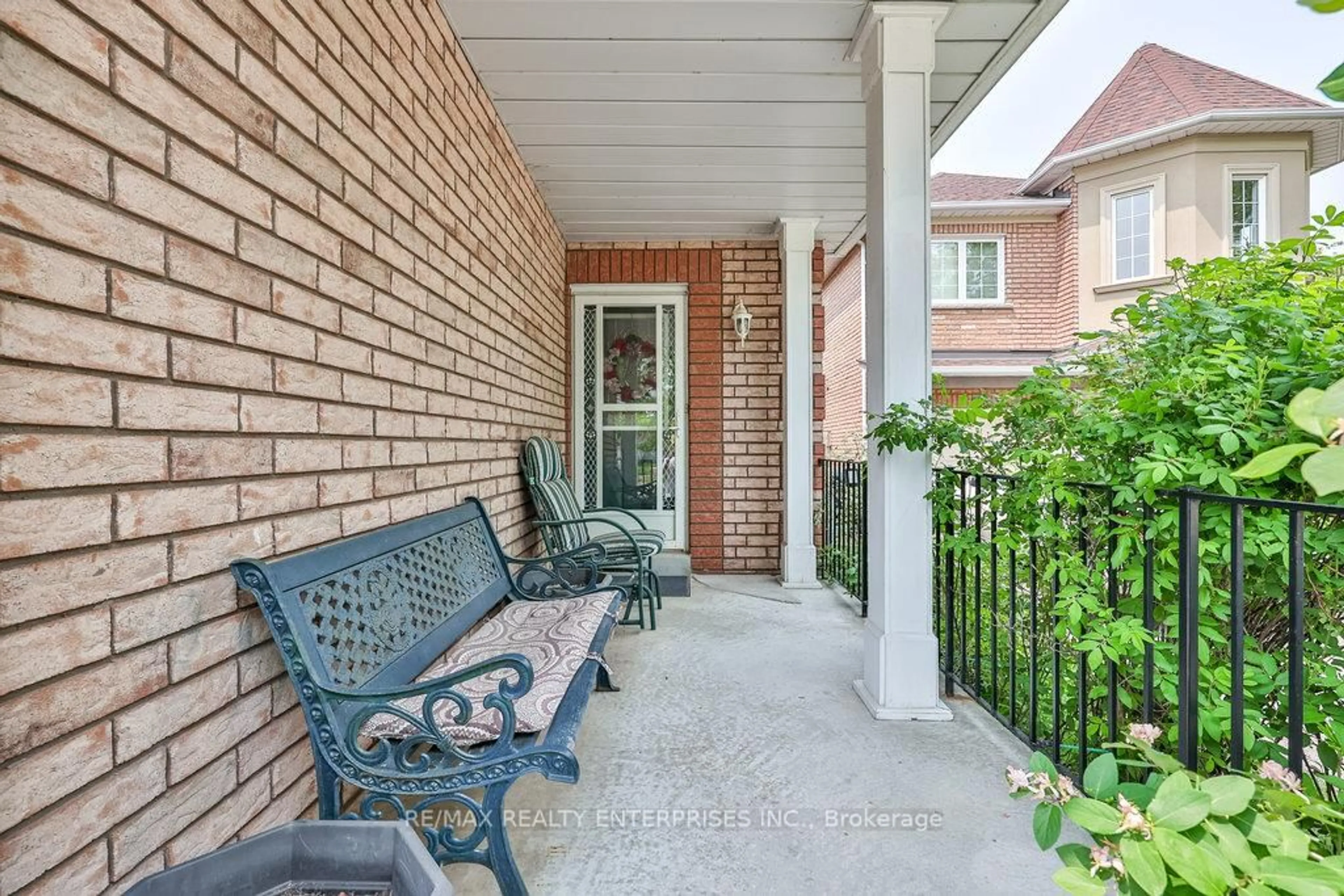 Patio, street for 3 Jack Kenny Crt, Caledon Ontario L7E 2M5