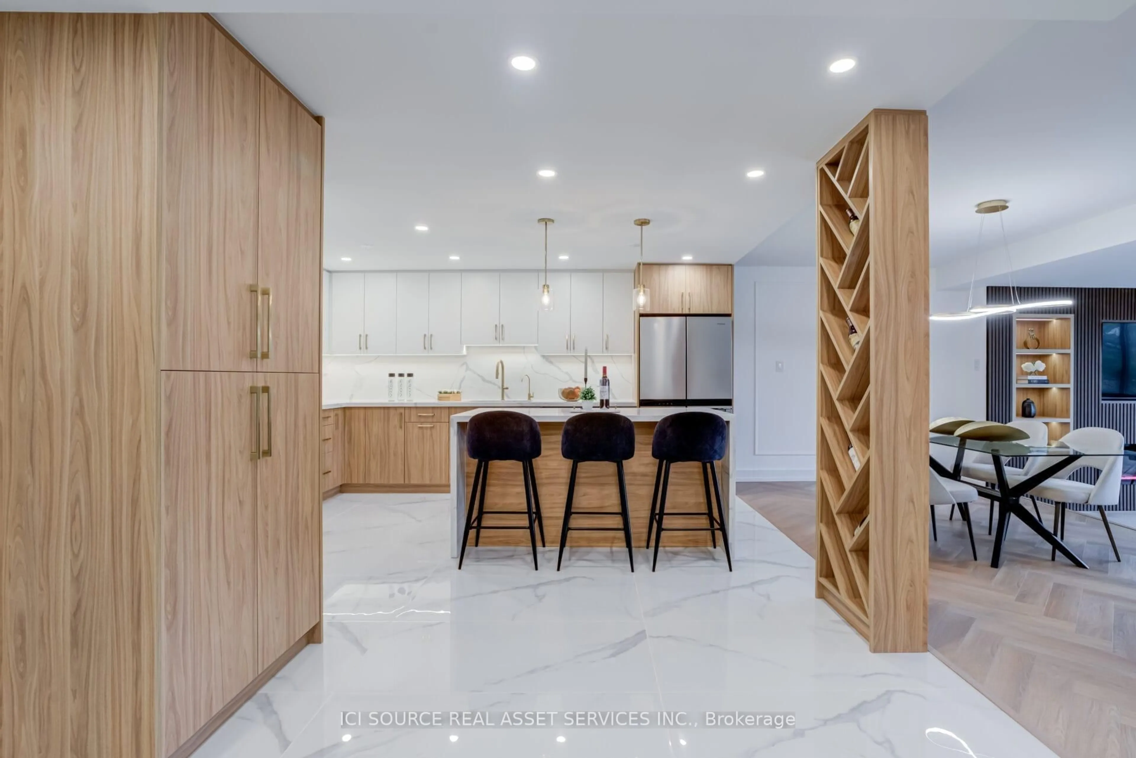 Contemporary kitchen, ceramic/tile floor for 2175 Marine Dr #306, Oakville Ontario L6L 5L5