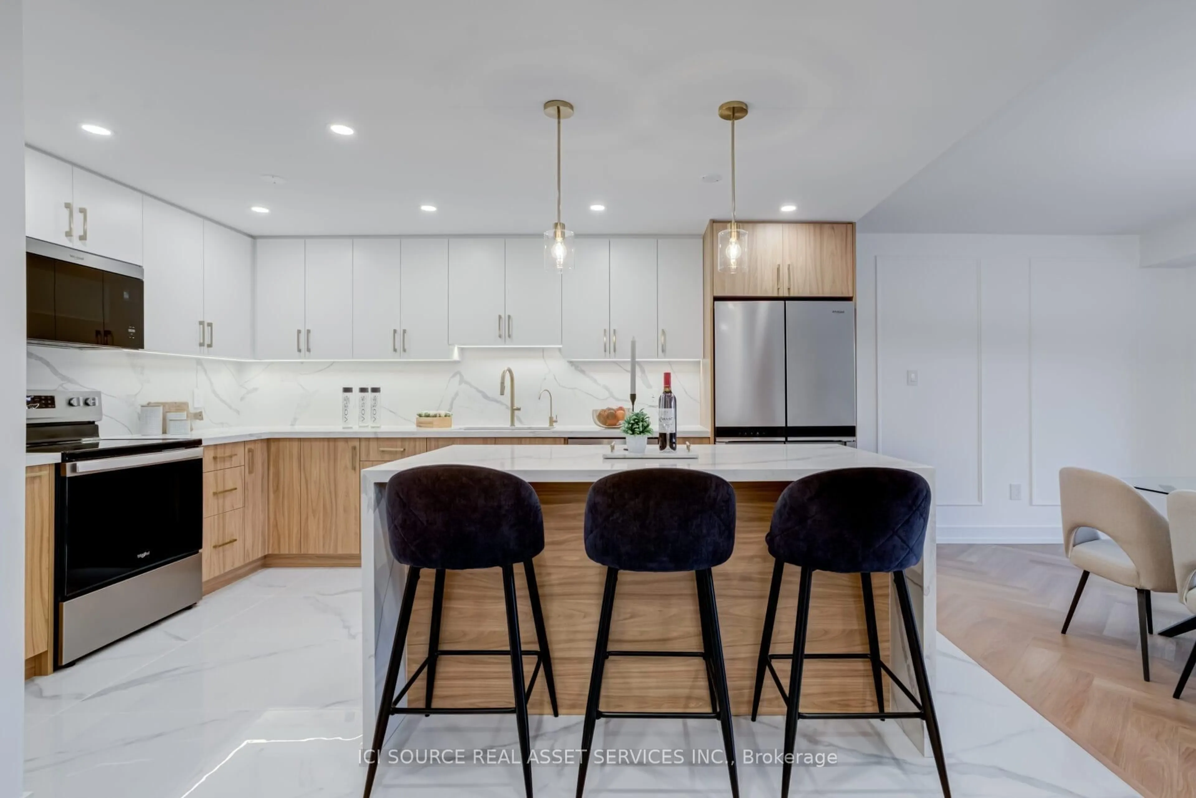 Contemporary kitchen, ceramic/tile floor for 2175 Marine Dr #306, Oakville Ontario L6L 5L5