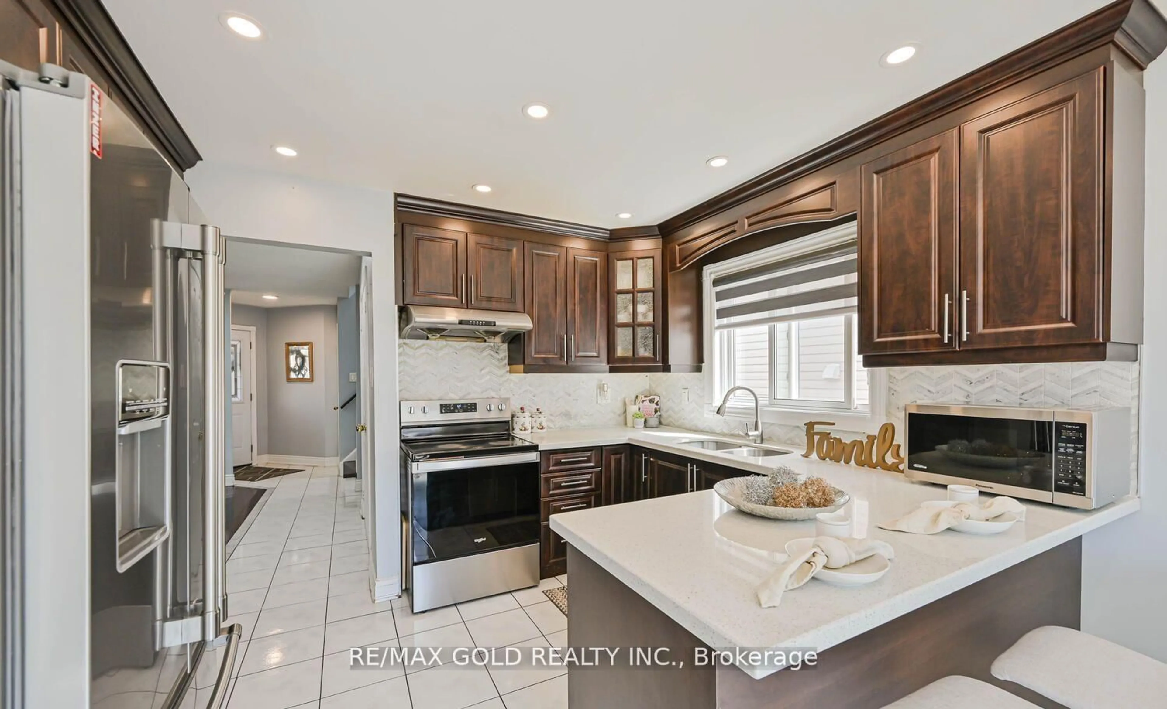 Contemporary kitchen, ceramic/tile floor for 101 Beaconsfield Ave, Brampton Ontario L6Y 4R6