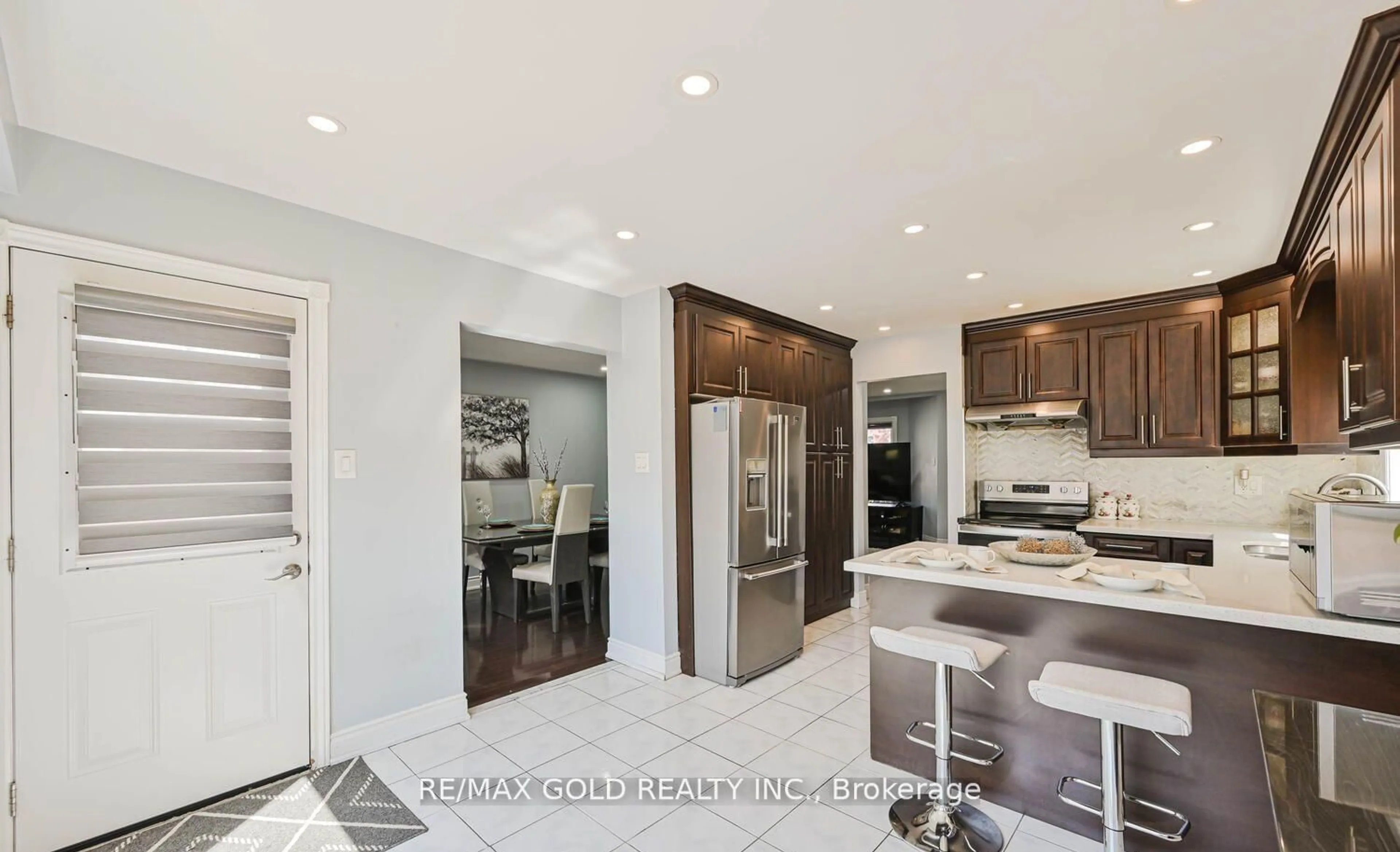 Contemporary kitchen, ceramic/tile floor for 101 Beaconsfield Ave, Brampton Ontario L6Y 4R6