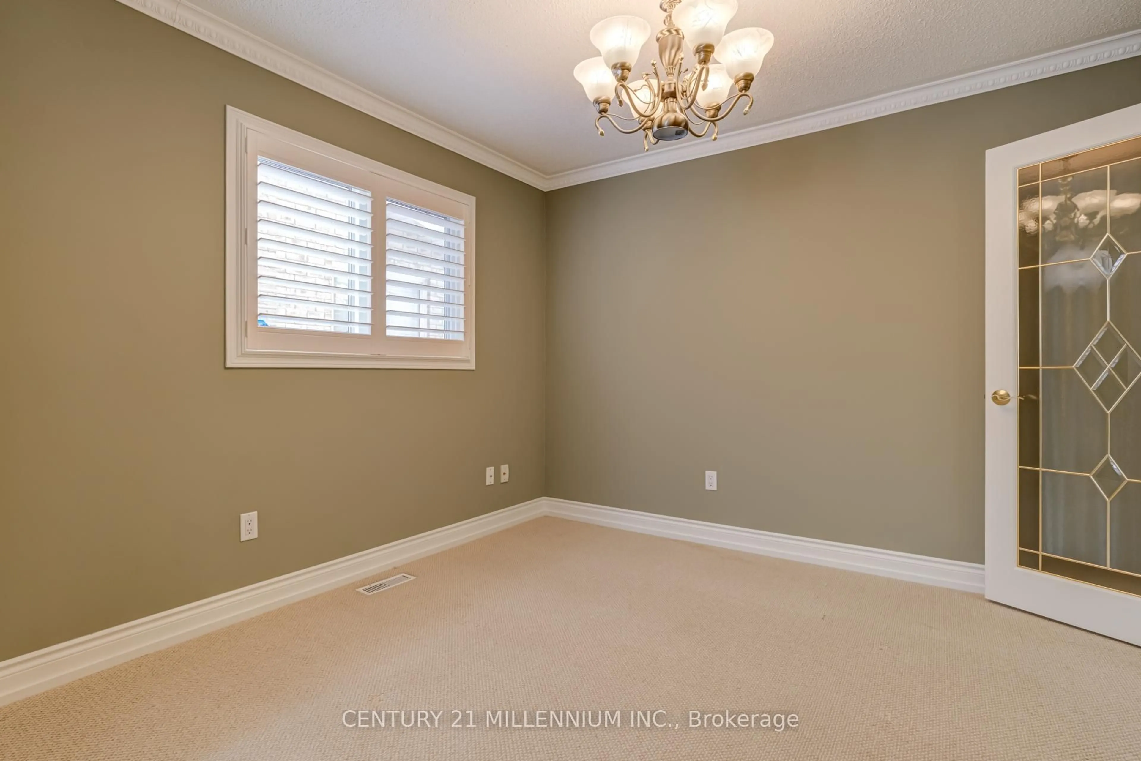 A pic of a room for 28 Tremblay St, Brampton Ontario L6Z 4B7