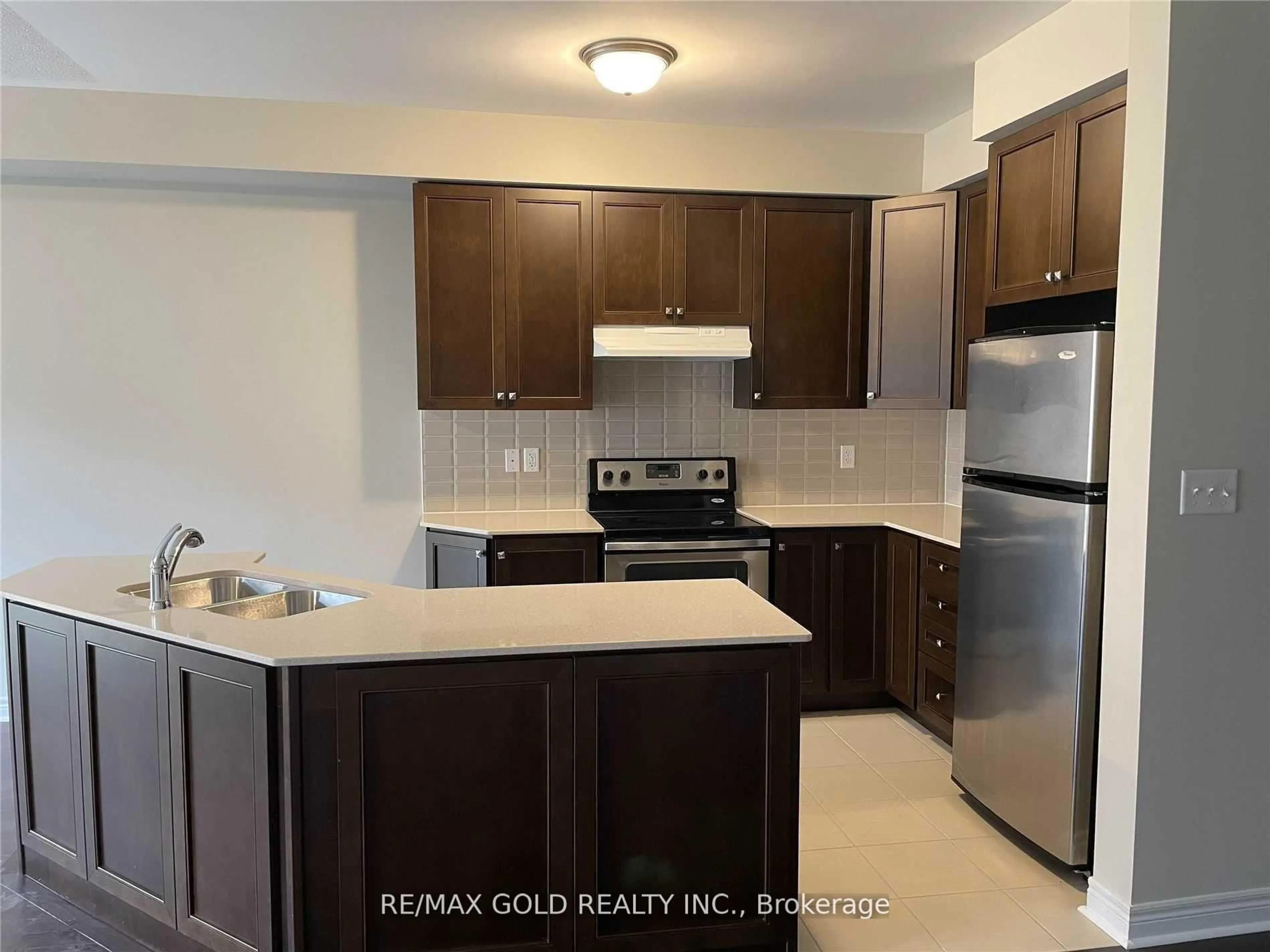 Standard kitchen, unknown for 53 Finegan Circ, Brampton Ontario L7A 4Z8