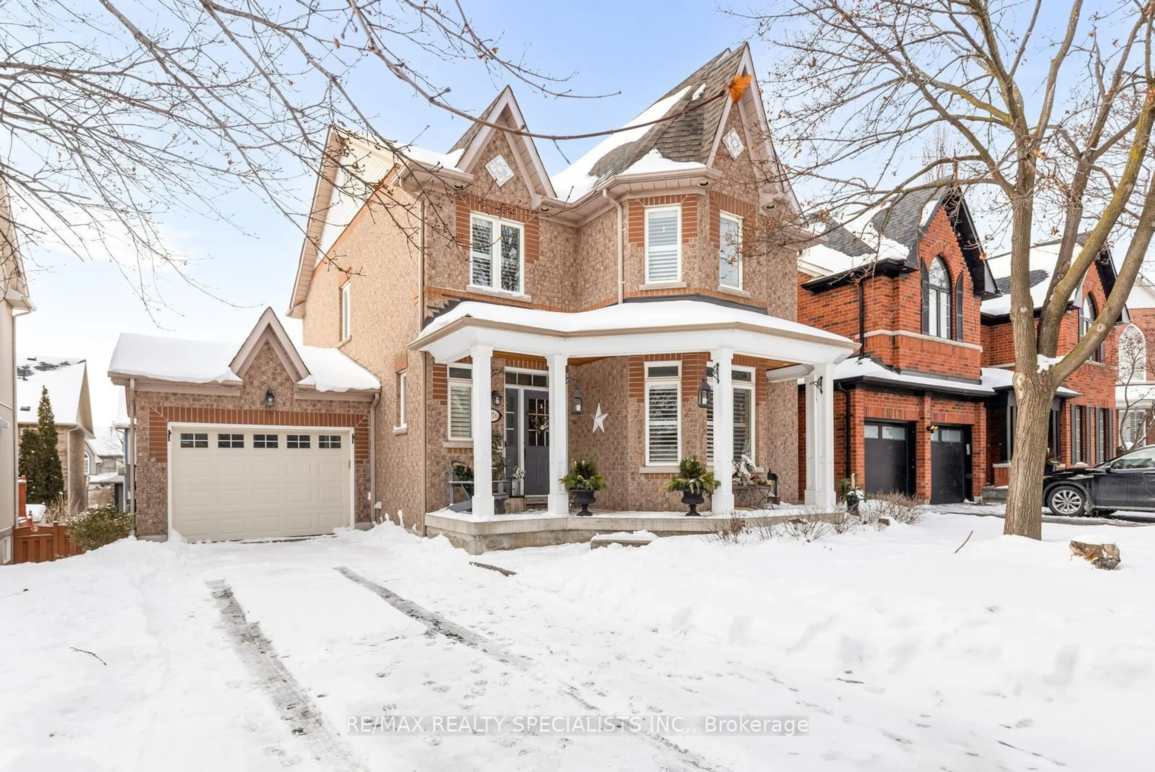 Home with brick exterior material, street for 7076 Gillespie Lane, Mississauga Ontario L5W 1E8