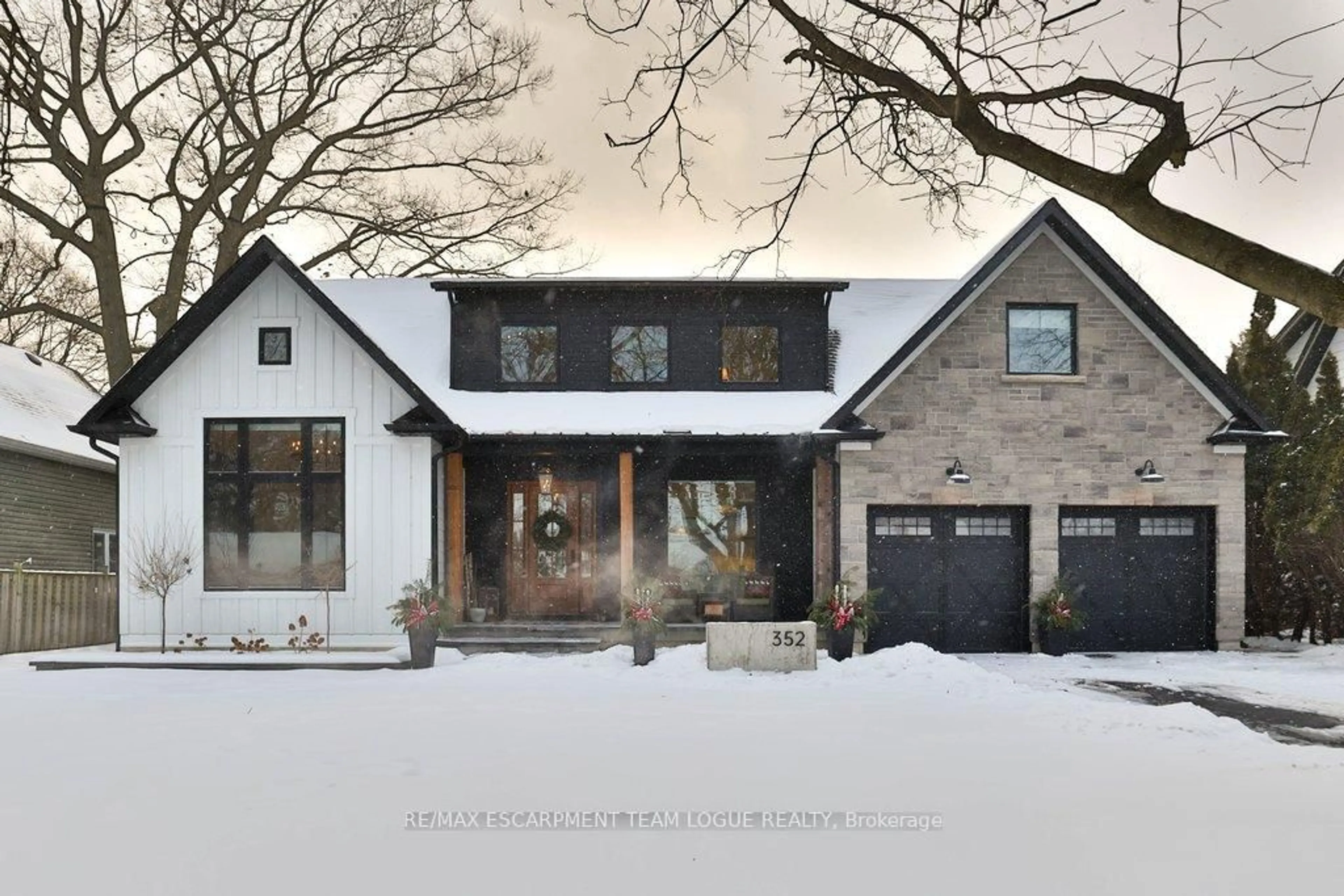 Home with brick exterior material, street for 352 Wilson Ave, Burlington Ontario L7L 2M9