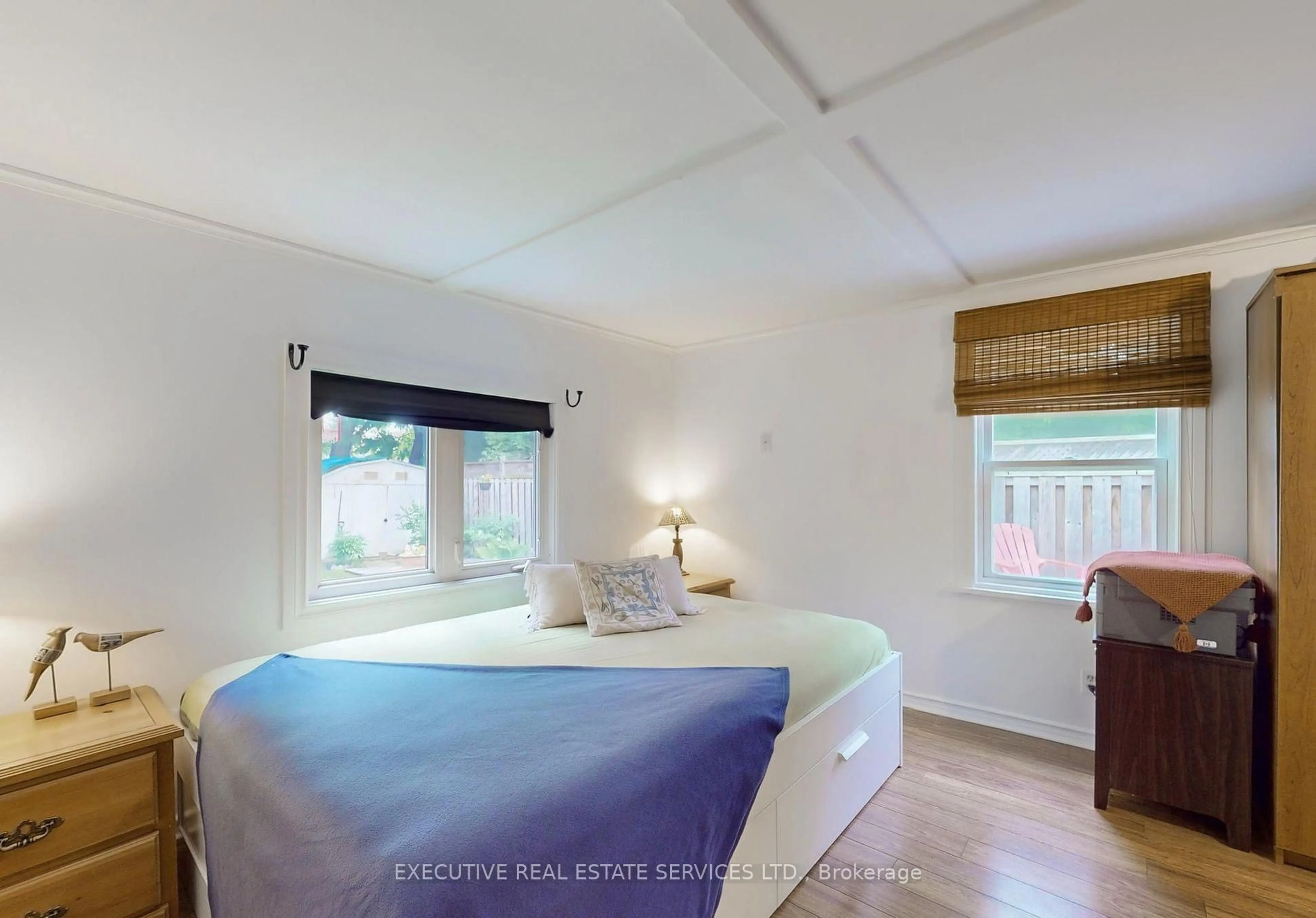 Bedroom with bed, unknown for 89 John St, Brampton Ontario L6W 1Z4