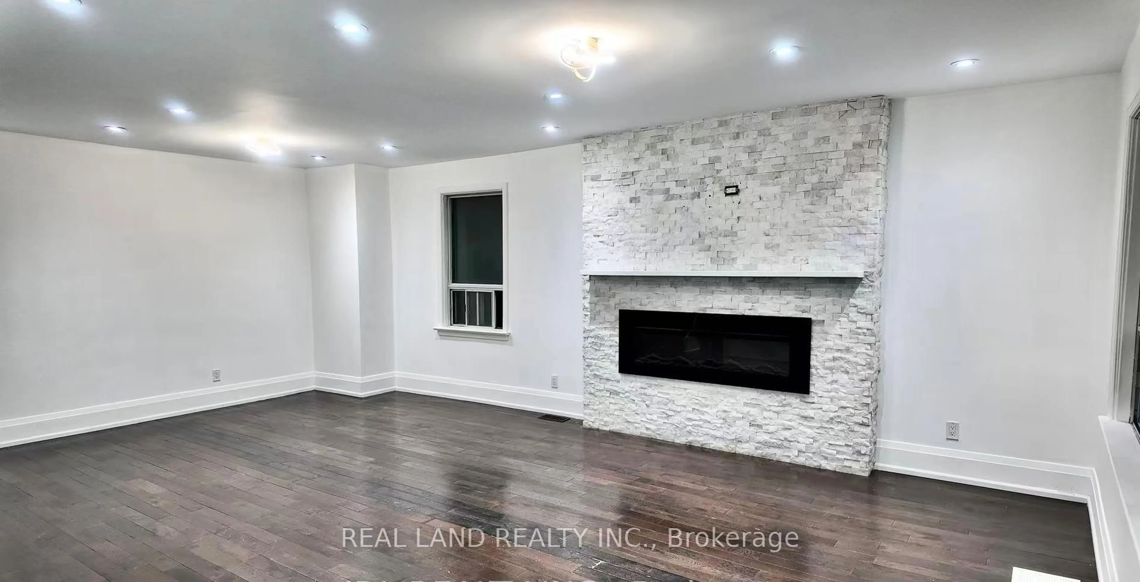 Unknown for 132 Edgecroft Rd, Toronto Ontario M8Z 2C3