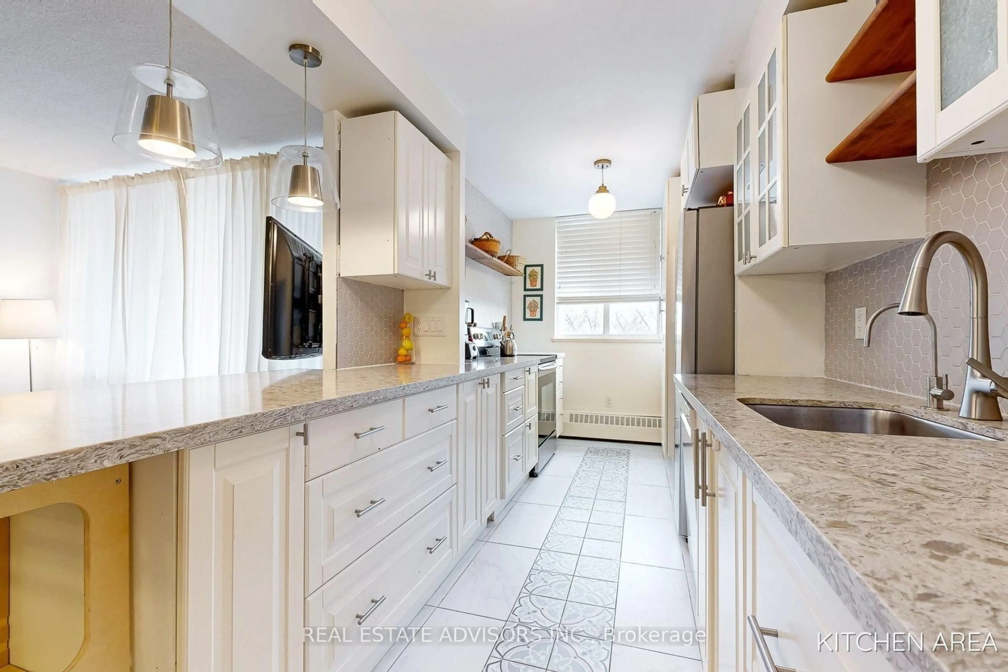 Unknown for 1625 Bloor St #524, Mississauga Ontario L4X 1S3