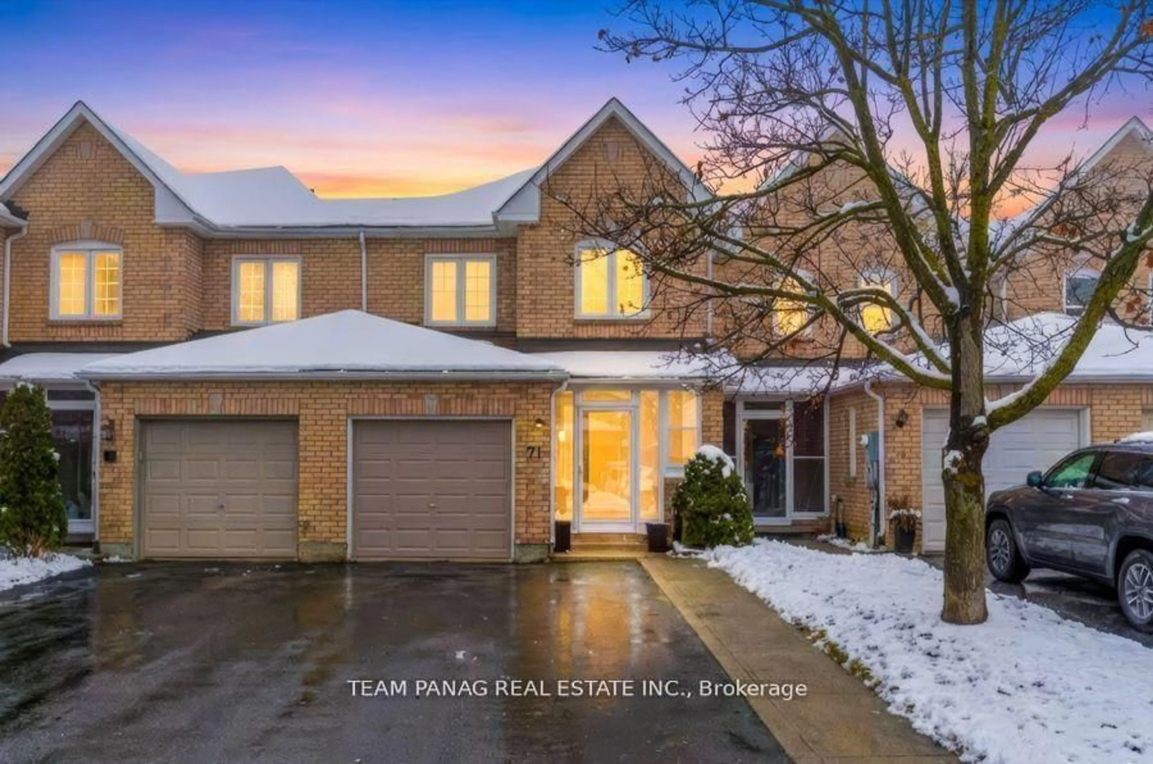 A pic from outside/outdoor area/front of a property/back of a property/a pic from drone, street for 71 Muirland Cres, Brampton Ontario L6X 4P3