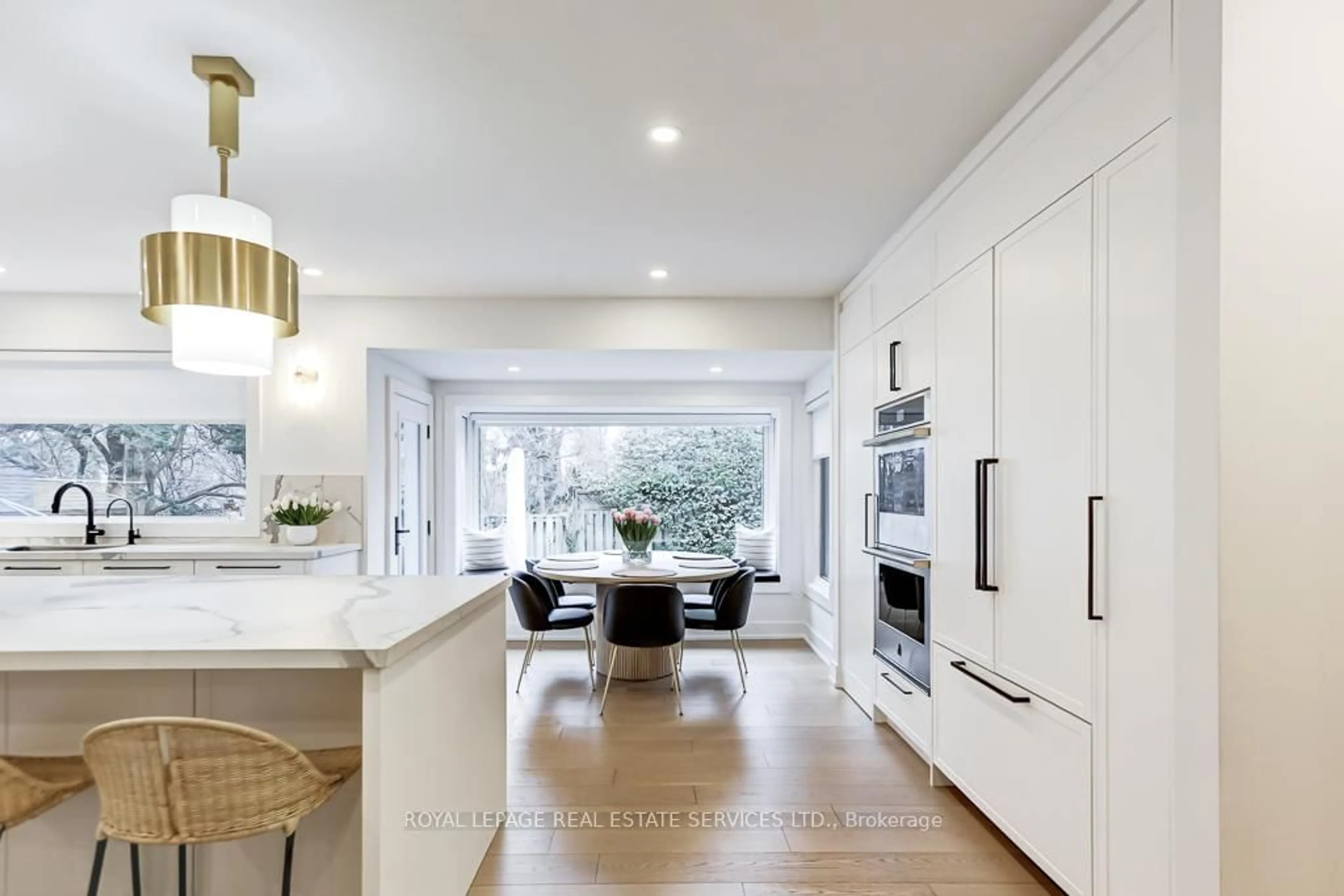 Open concept kitchen, unknown for 8 Birchcroft Rd, Toronto Ontario M9A 2L2