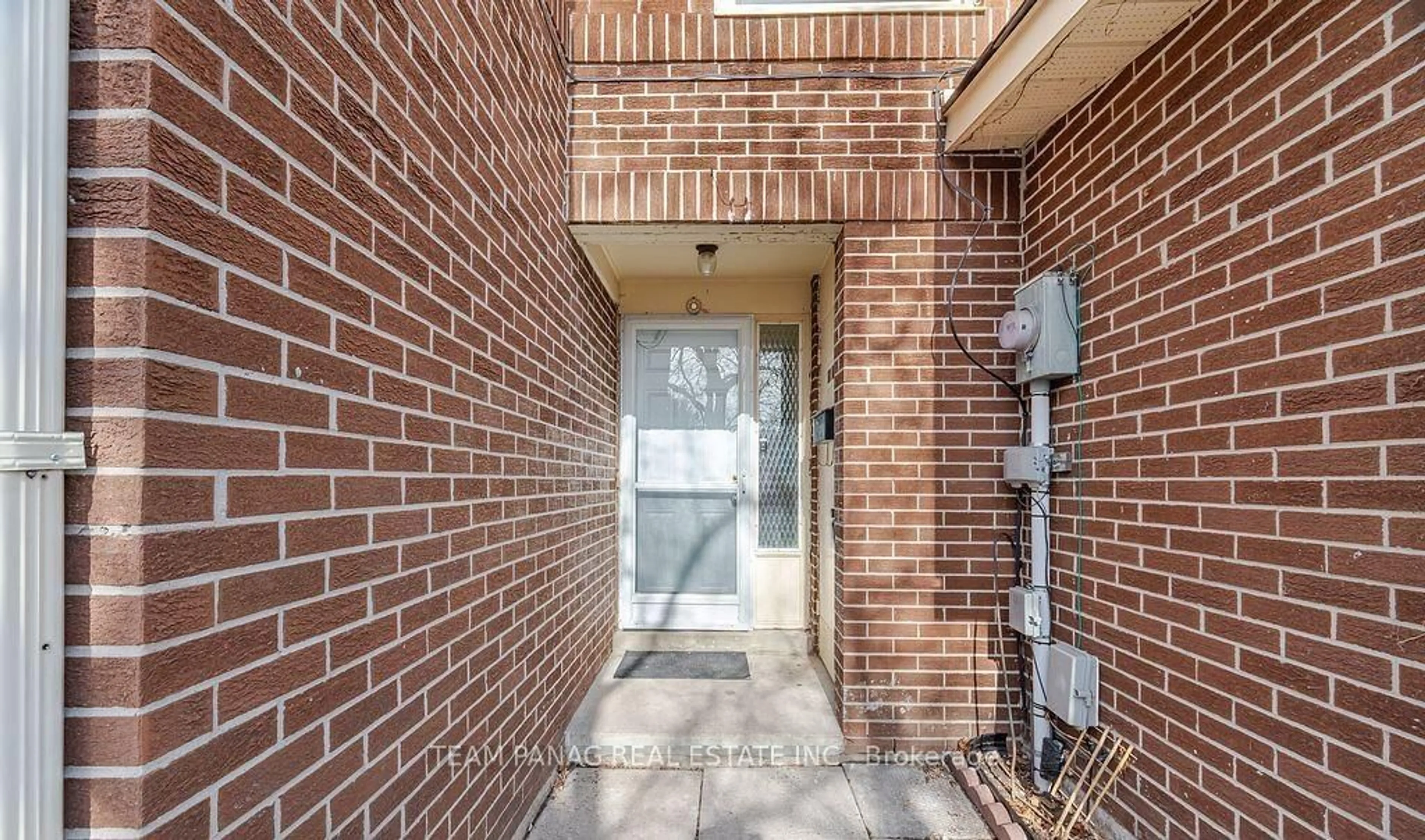 Unknown for 38 Eden Park, Brampton Ontario L6T 3A5