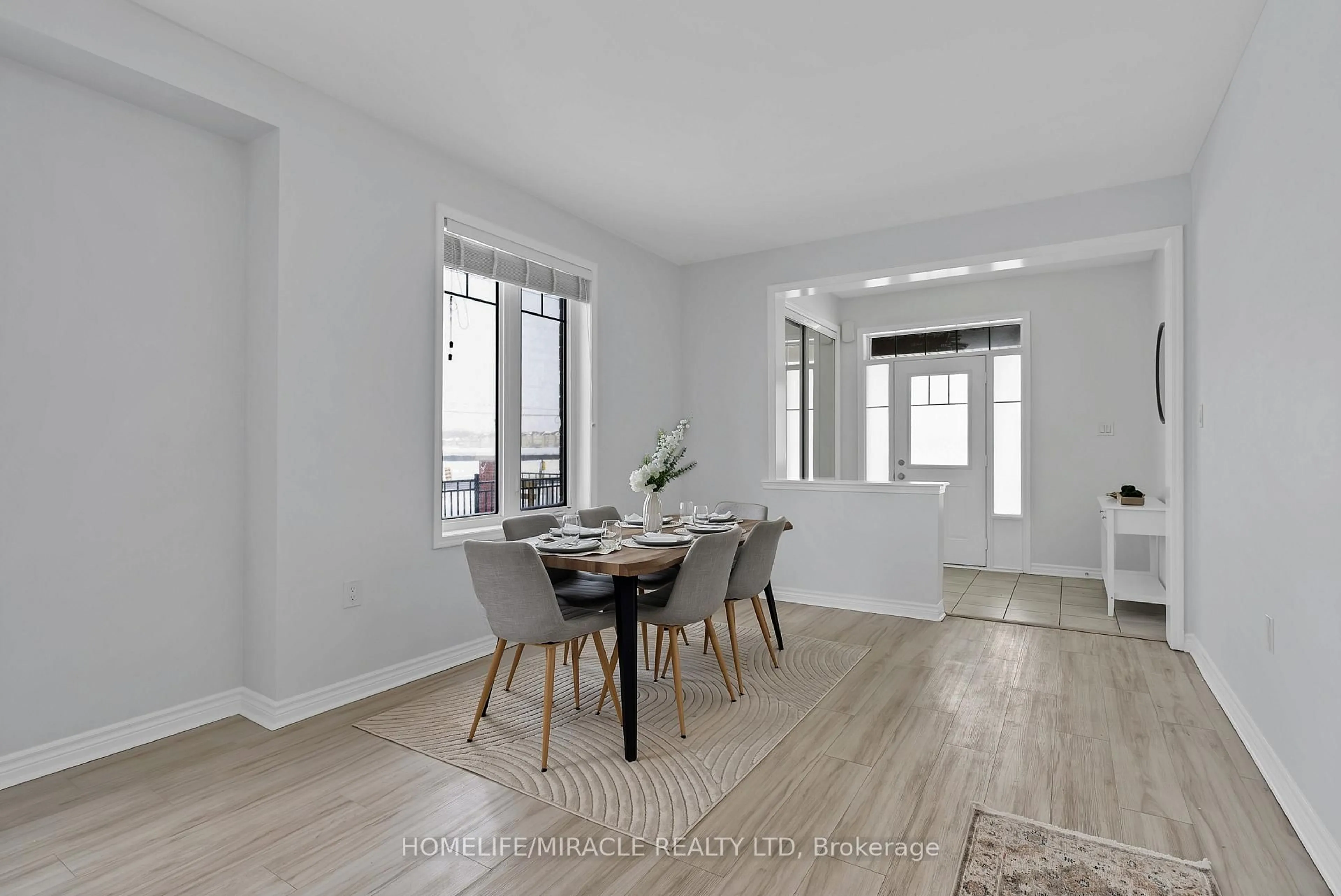 Dining room, unknown for 12 Ringway Rd, Brampton Ontario L7A 4T4