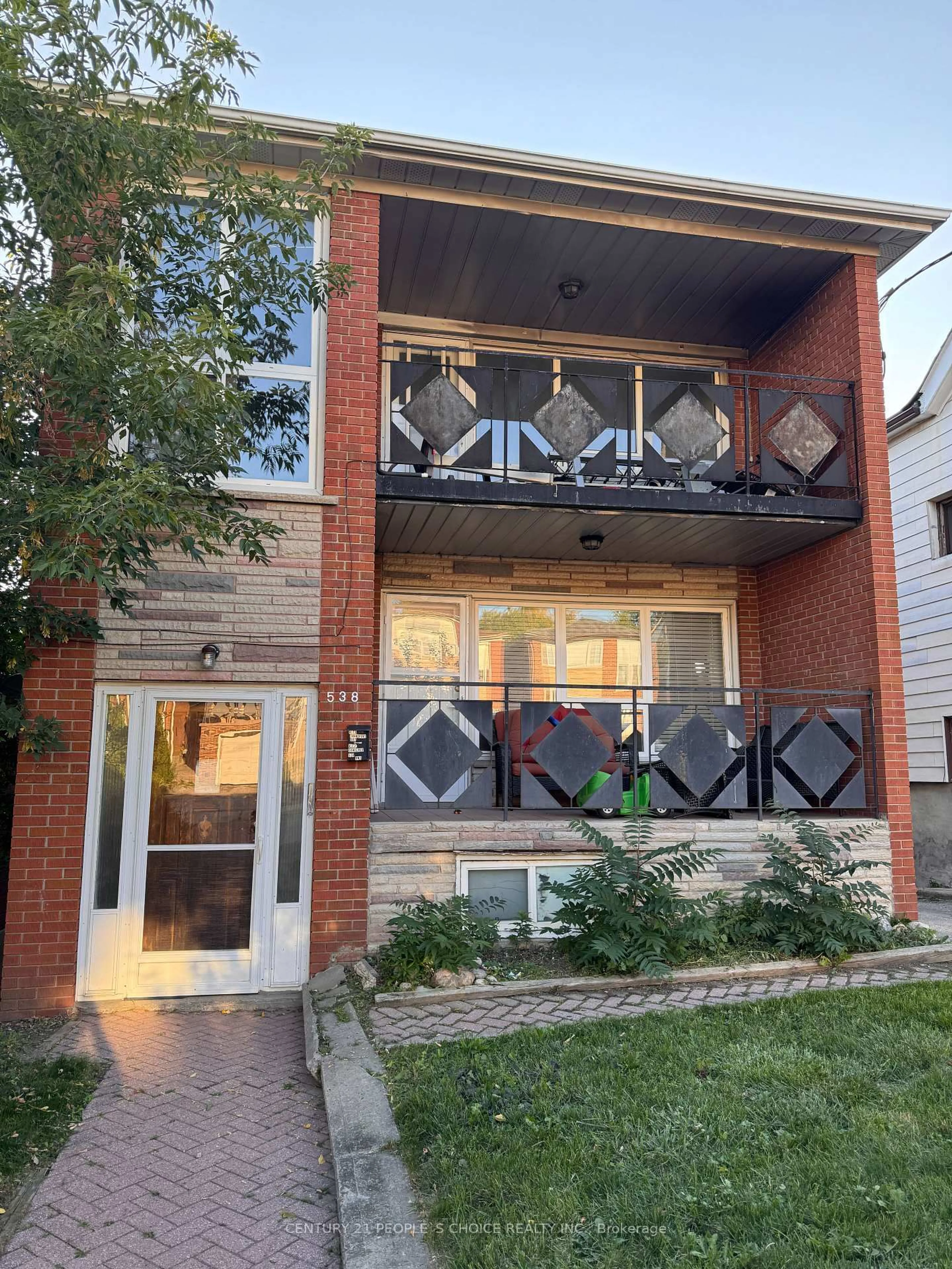 Home with brick exterior material, street for 538 Caledonia Rd, Toronto Ontario M6E 4V4