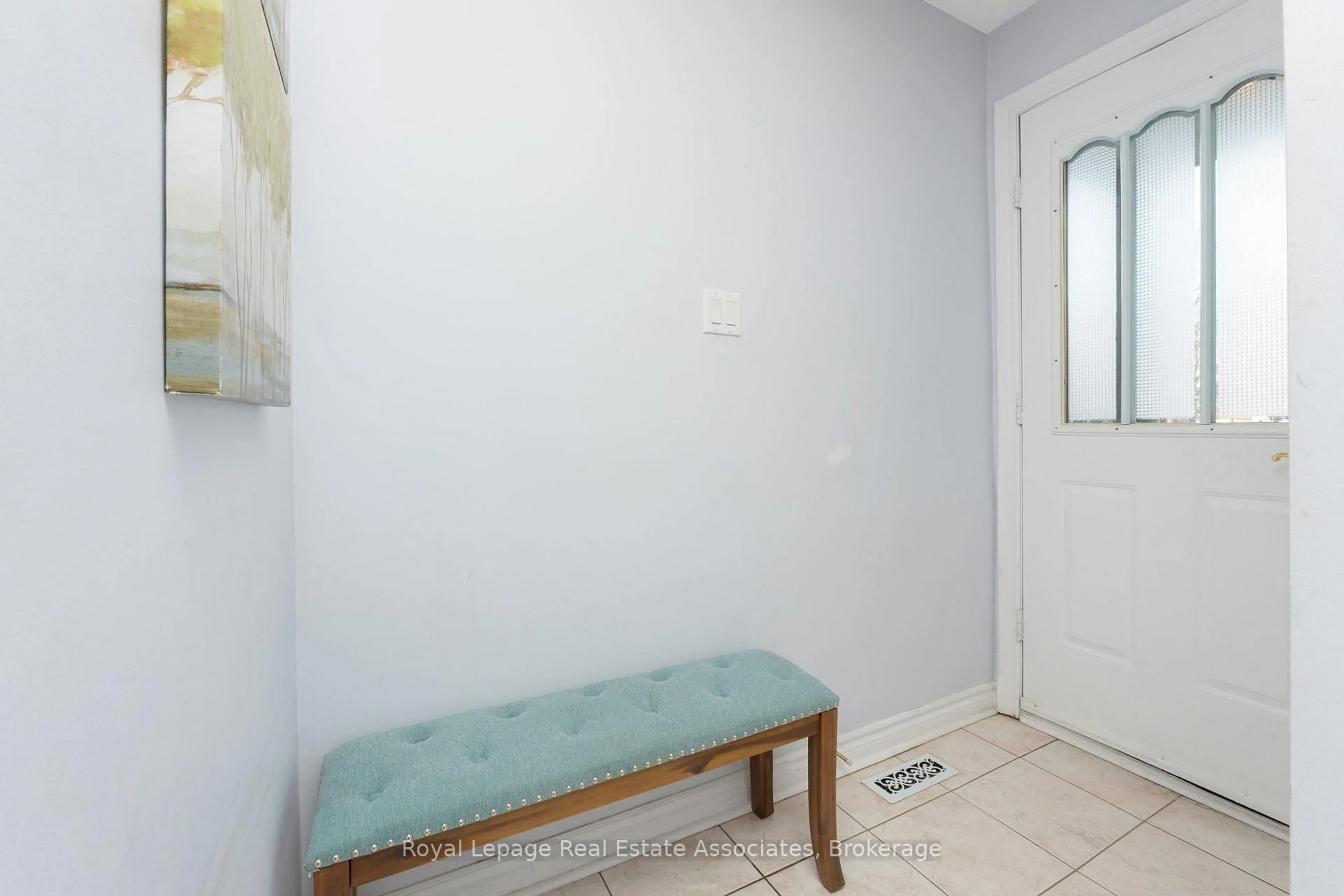 Unknown for 76 River Dr, Halton Hills Ontario L7G 2J2