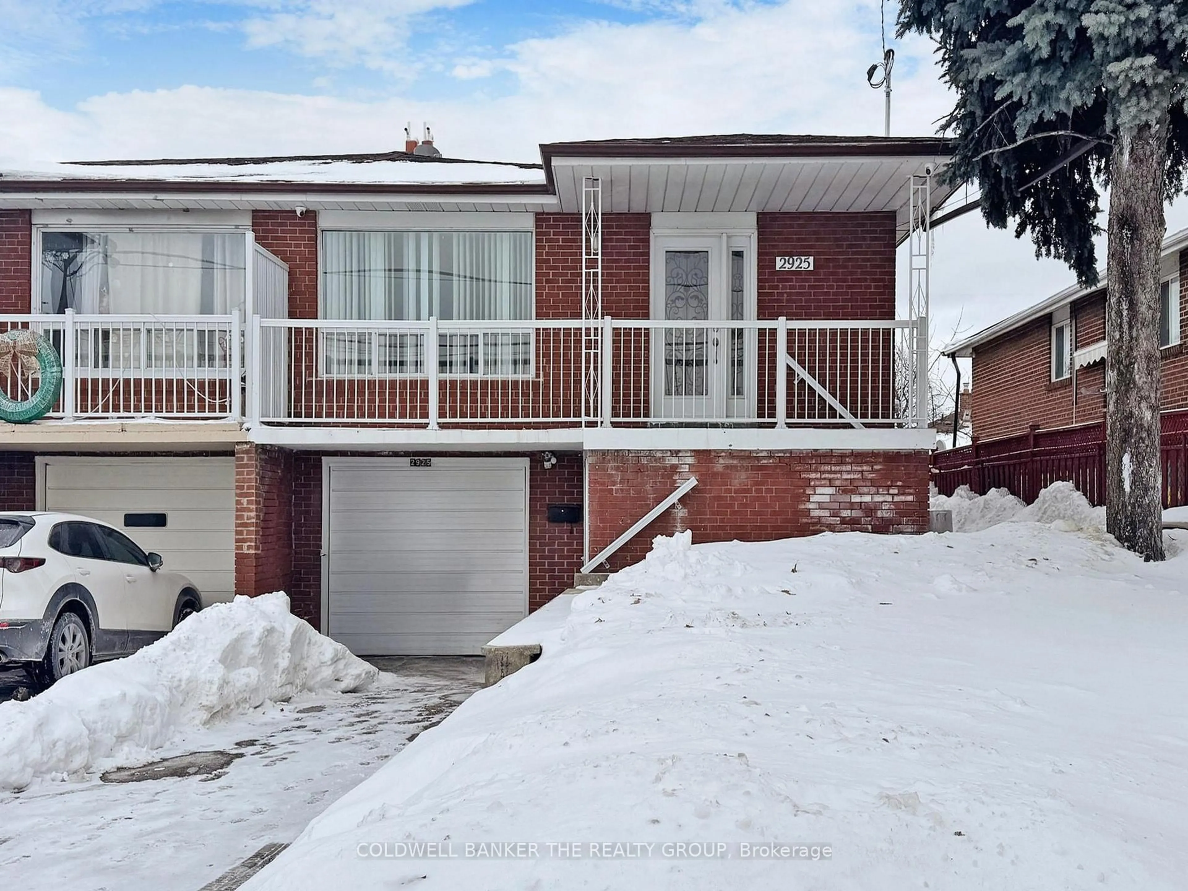 Home with brick exterior material, street for 2925 Islington Ave, Toronto Ontario M9L 2K3