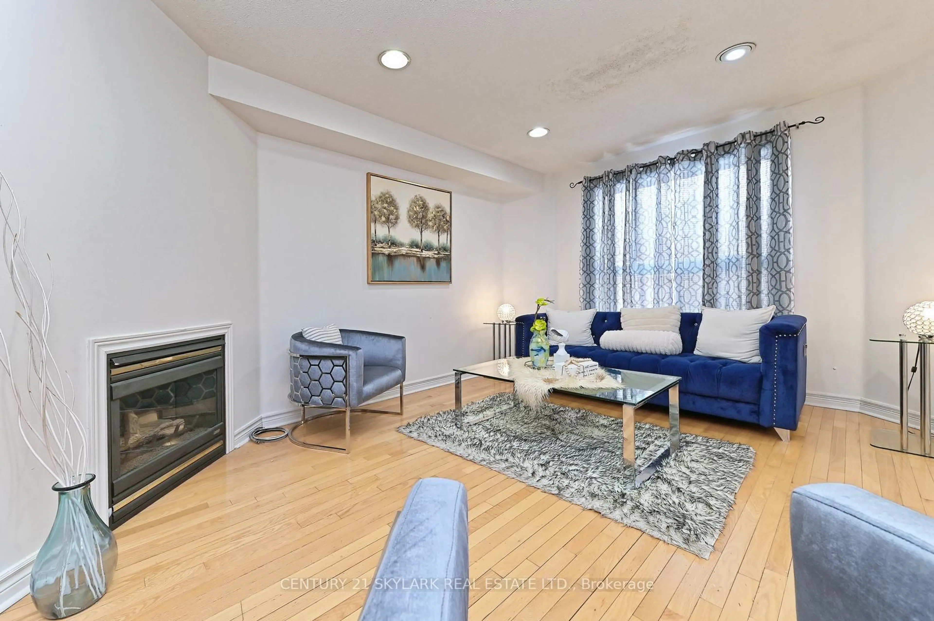 Living room with furniture, unknown for 38 Marotta Ave, Brampton Ontario L6X 4W9