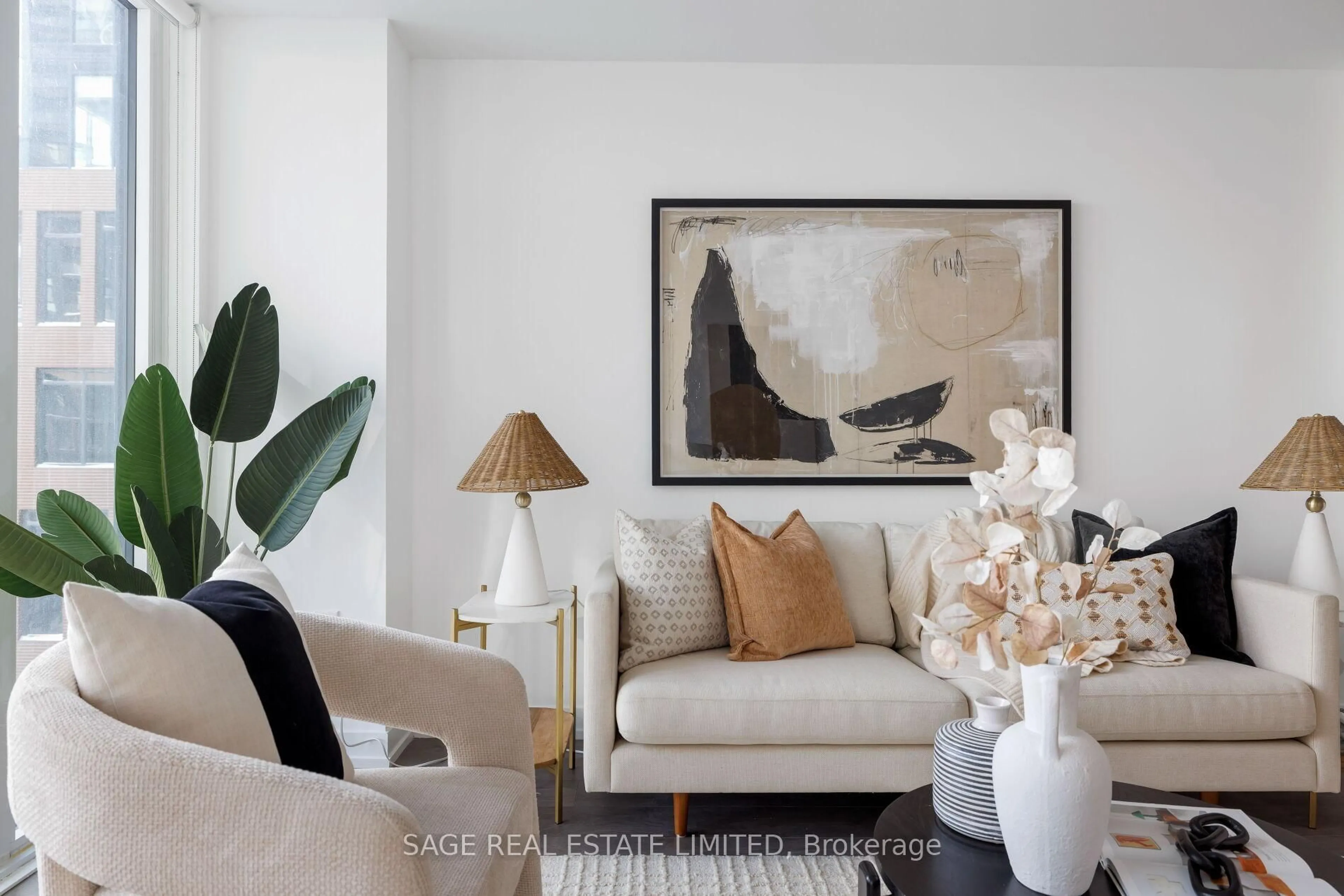 Living room with furniture, unknown for 270 Dufferin St #327, Toronto Ontario M6K 0H8