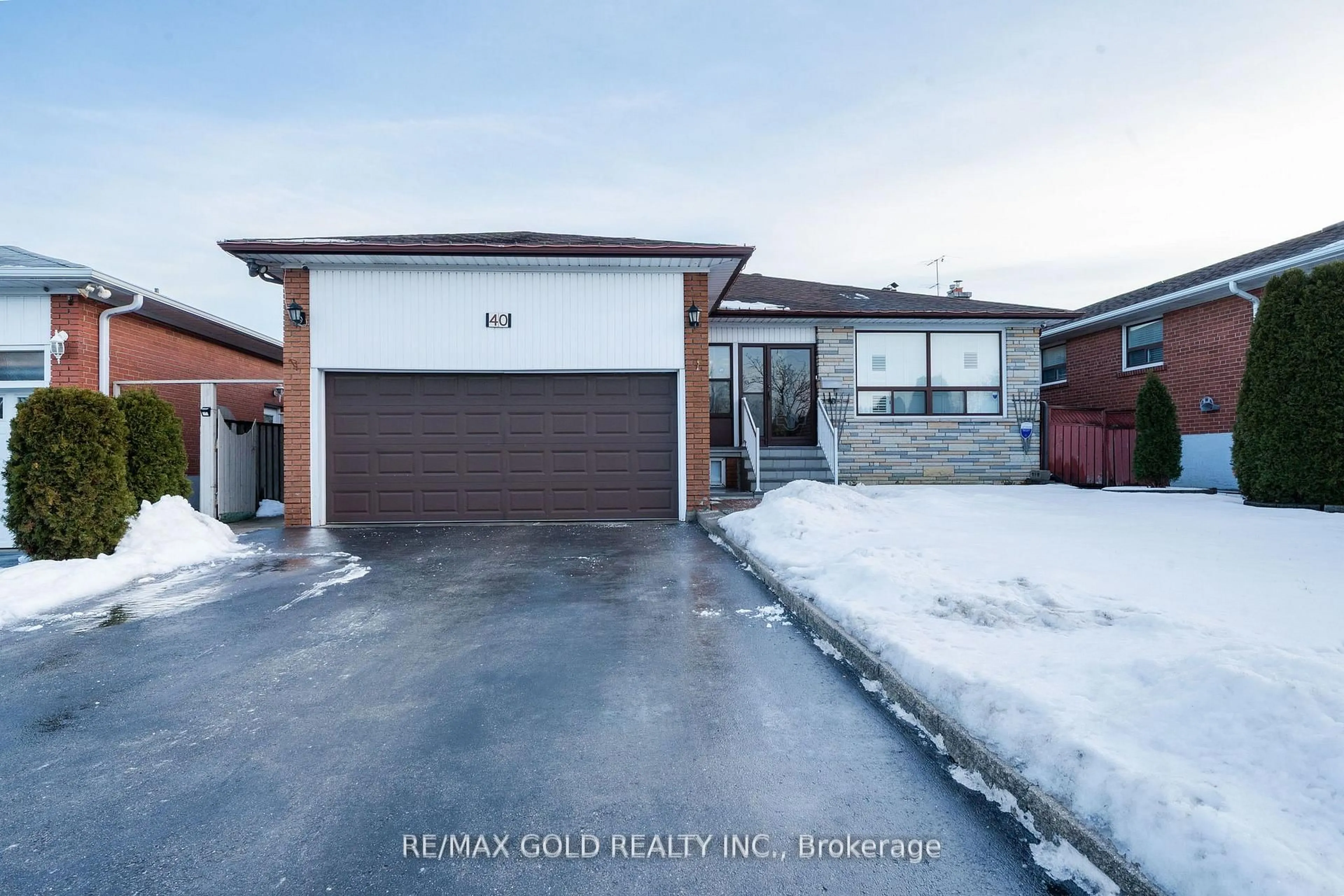 Unknown for 40 Maryhill Dr, Toronto Ontario M9V 3C2