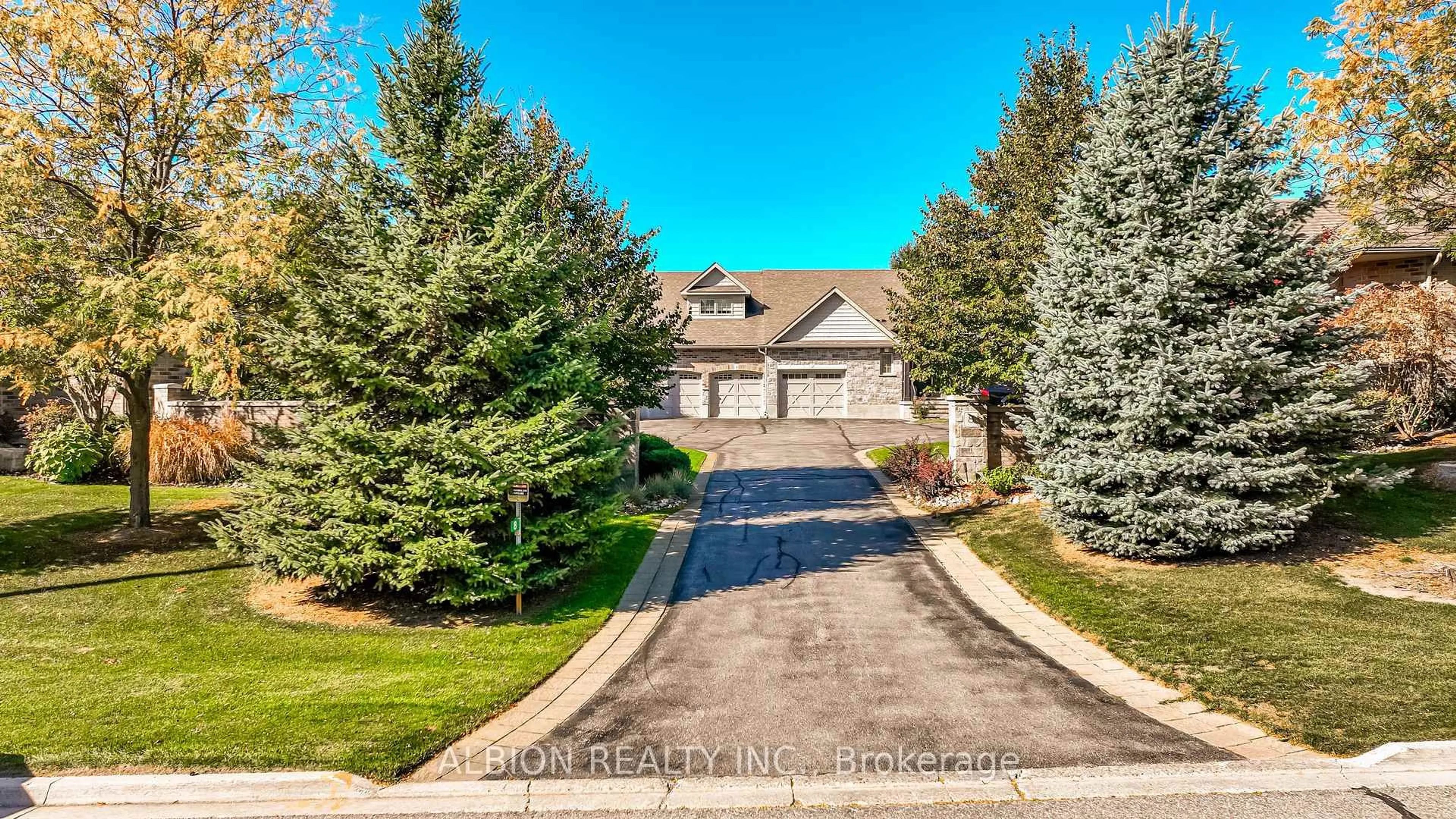 Unknown for 8 Reddington Dr #1, Caledon Ontario L7E 4C3